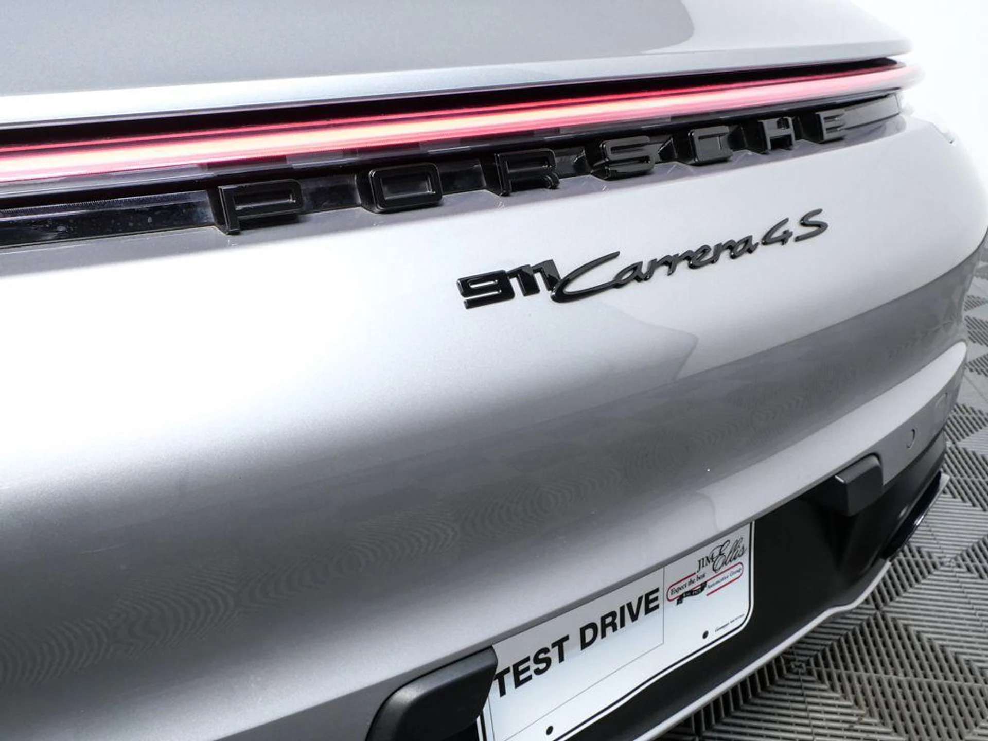 mph026_3025736709_xpz_J_Xy9y_U4_GV_6dgy_H_Fg_URW_kk4w_1cbf301fbe