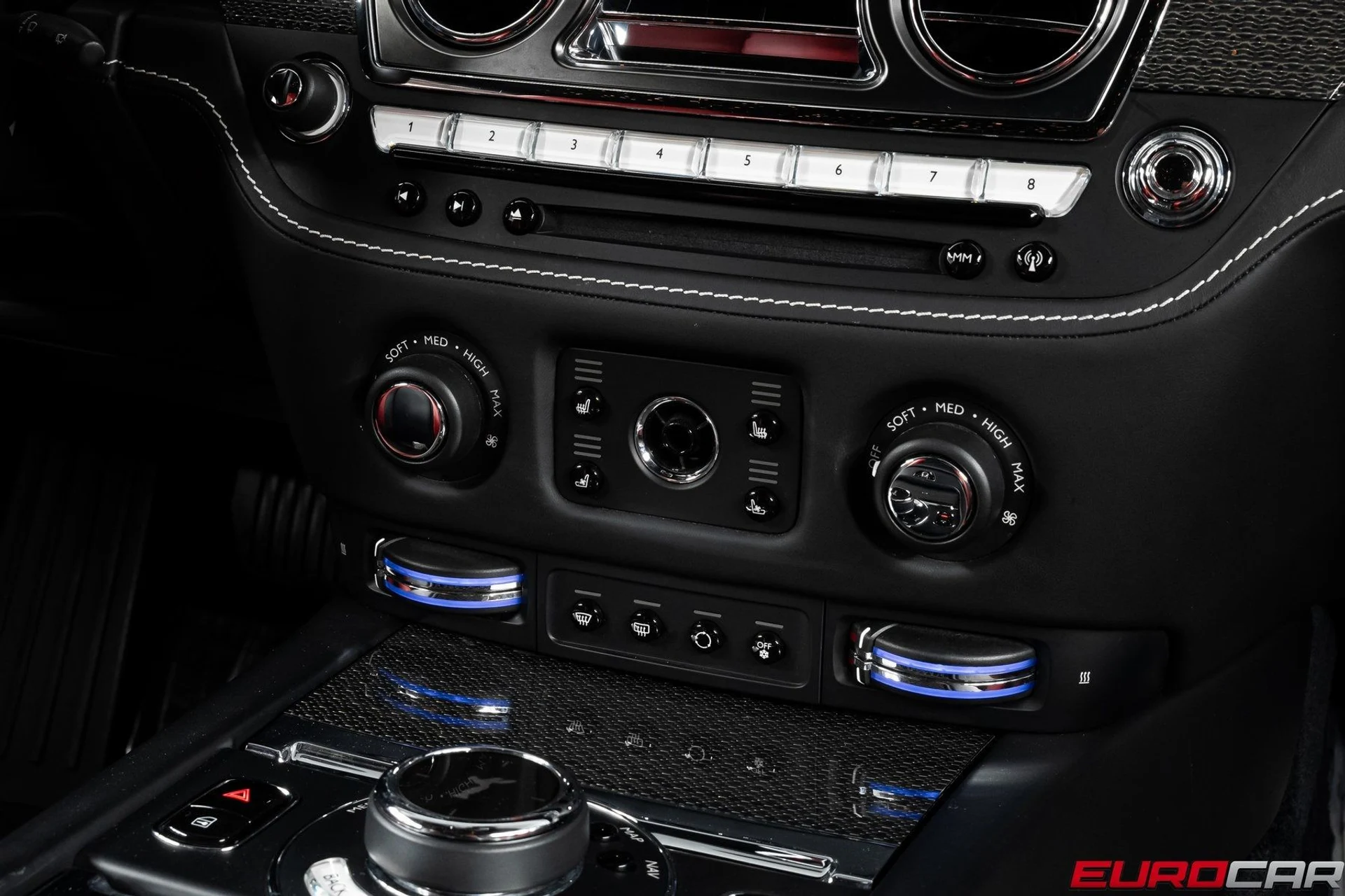 mph026_3030984800_image_27_1a9ae3a05b