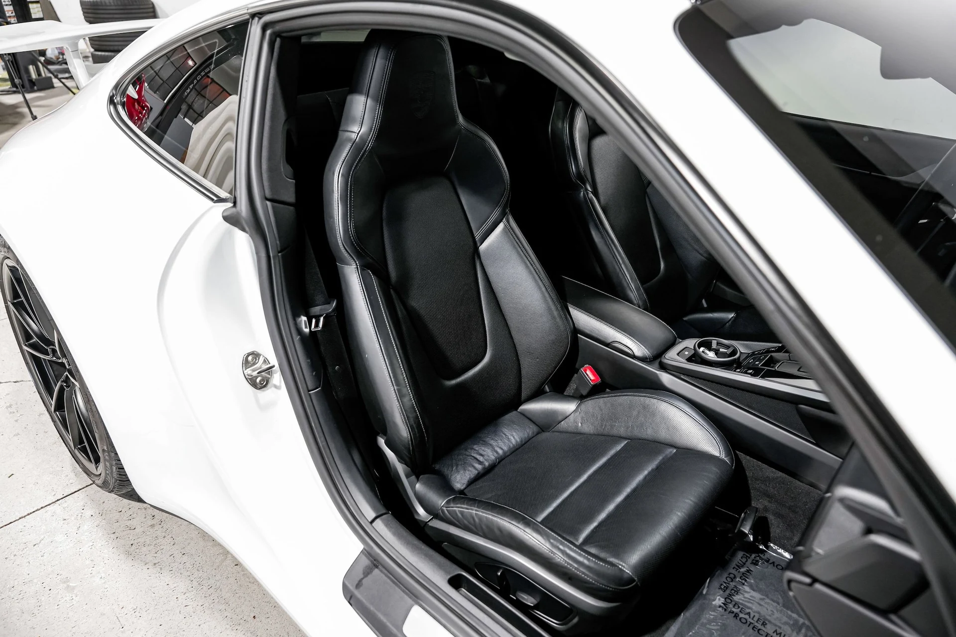 mph026_3034401244_6b46dbd8c7e490364f17db37245428ebx_608510c40b