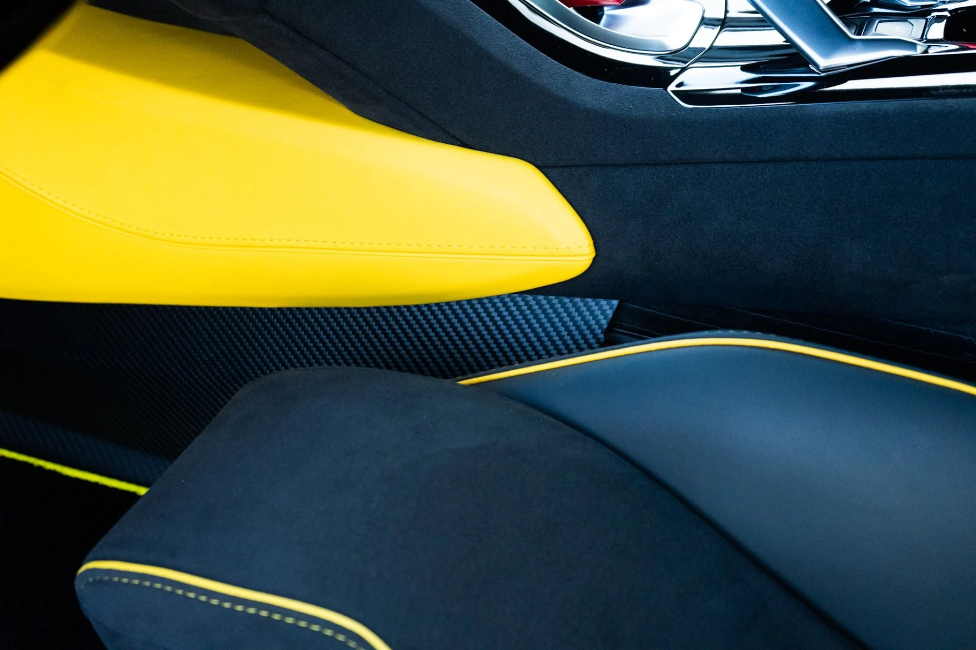 mph026_3037775973_Used_2023_Lamborghini_Huracan_Tecnica_1779493737_e2be904132