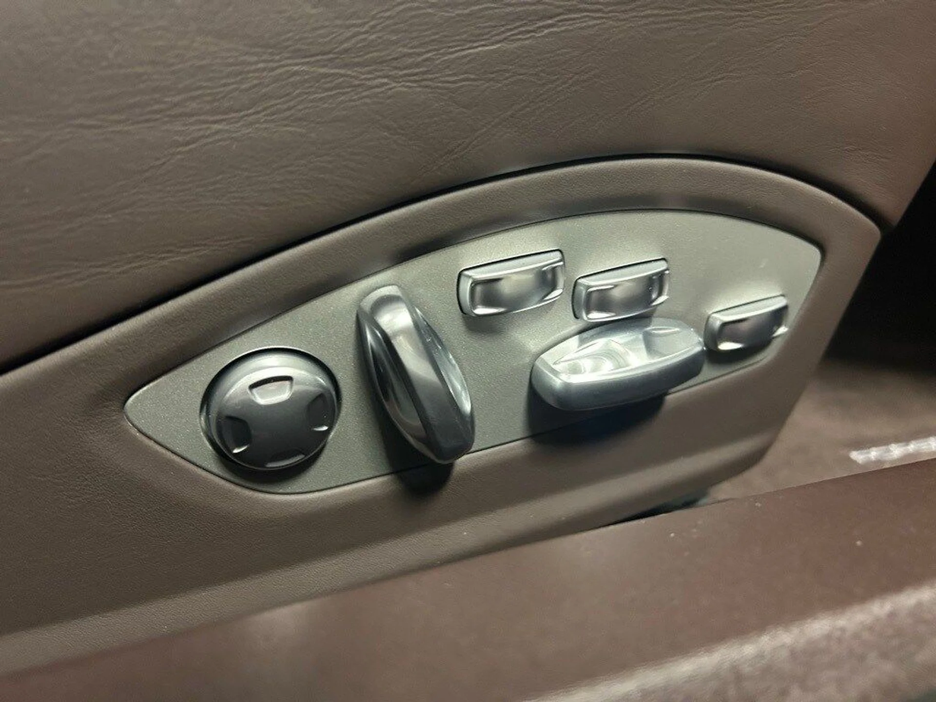 mph026_3039688433_408e0c00874f01a27462e2846b6d0e34x_ff2fa84275