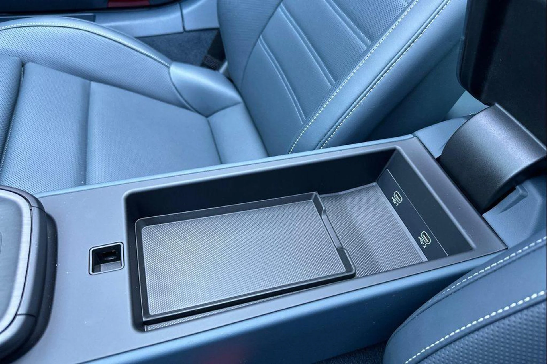 mph026_304005684_h_OH_Op_S_Xr_J_Pqr_Yxl4_IP_Mmmr8x_Em_A_9252dad915