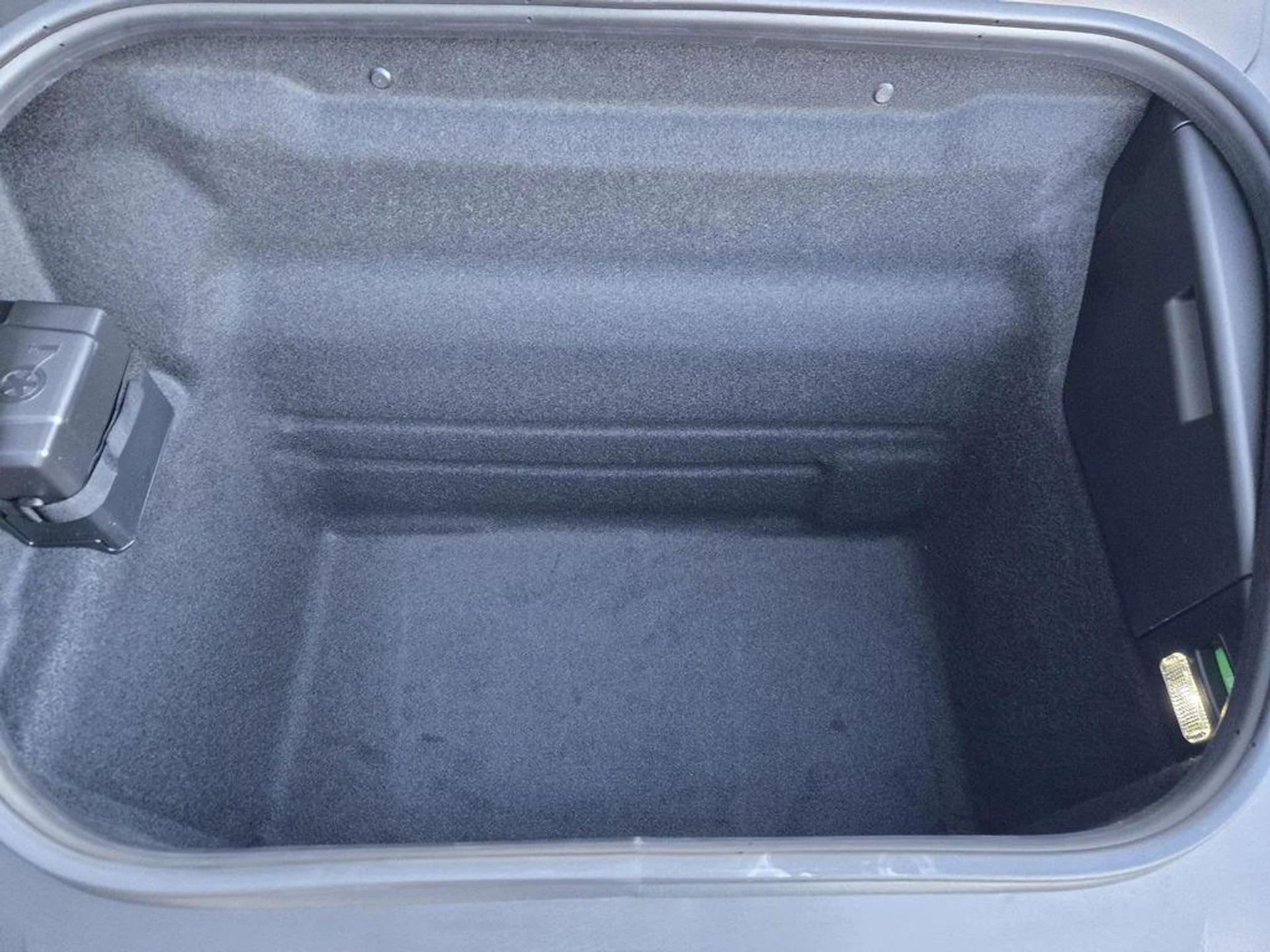 mph026_3040388770_Zz_LY_Cy_Fq7_N1_Xp_Eu_HW_Hytxdl09_M_3576fb5449