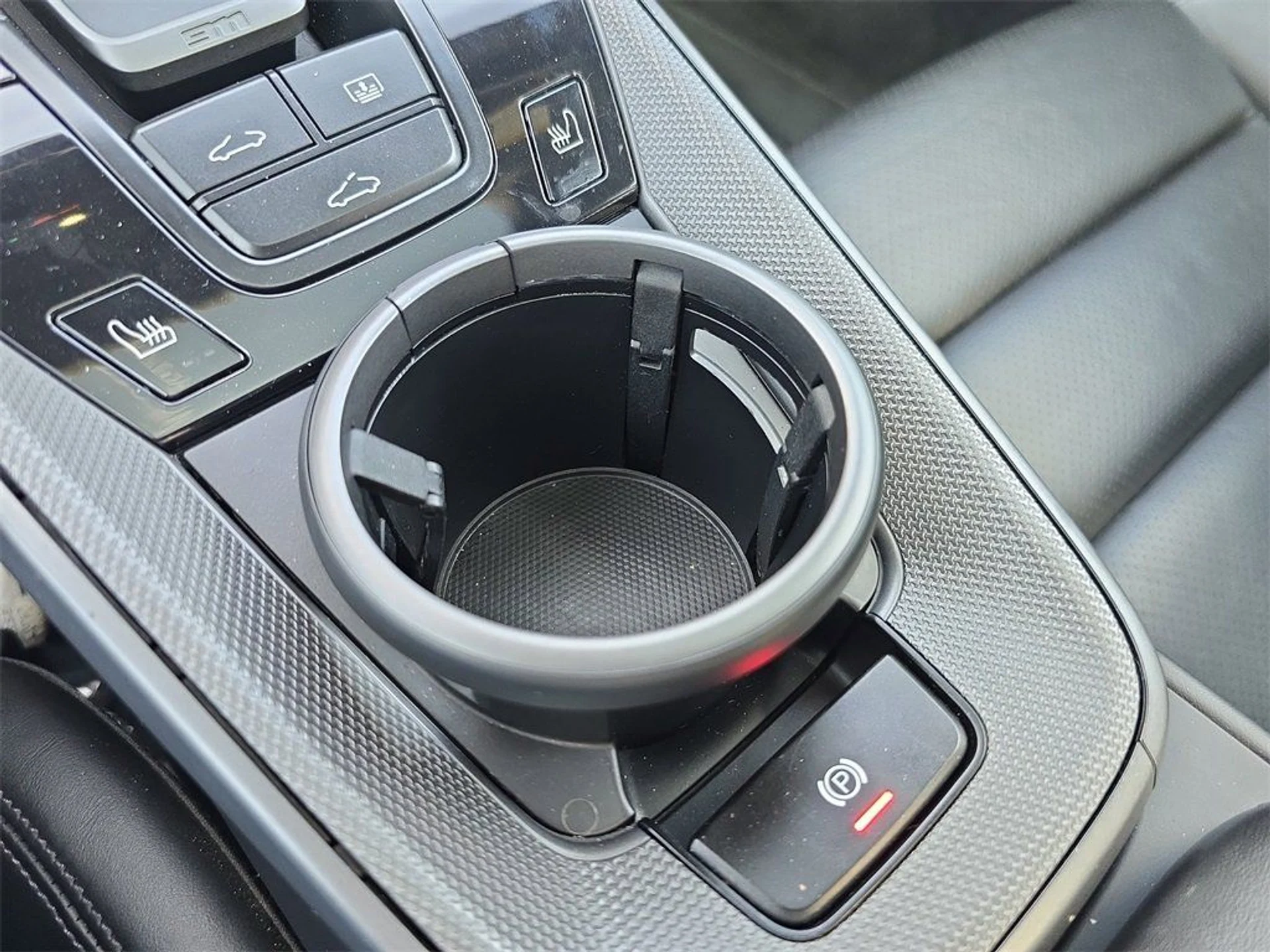 mph026_304168810_b28e2e0b8fb7f0dab6e565ce2d9a920a_61a4969b2c