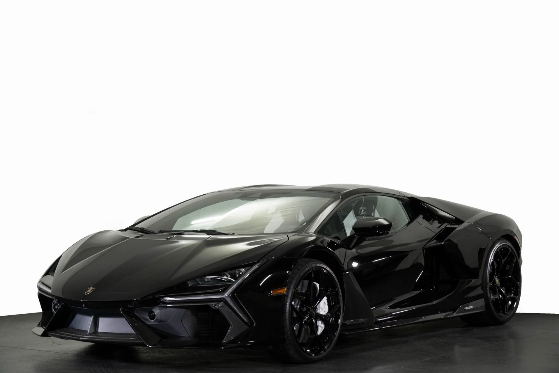 mph026_3052053692_New_2026_Lamborghini_Revuelto_1776293855_e378270569