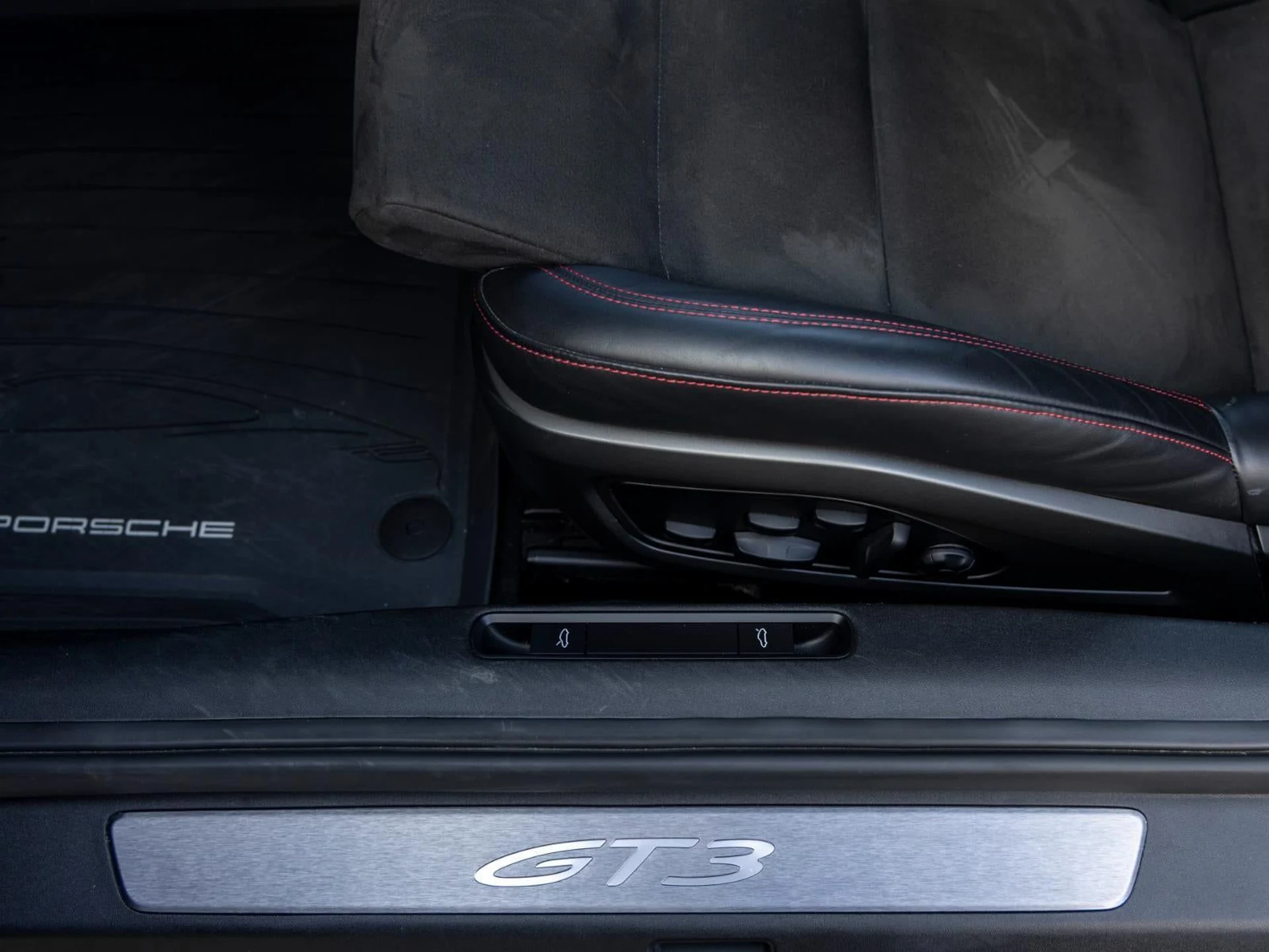 mph026_3057395080_27_1dd0a5a041