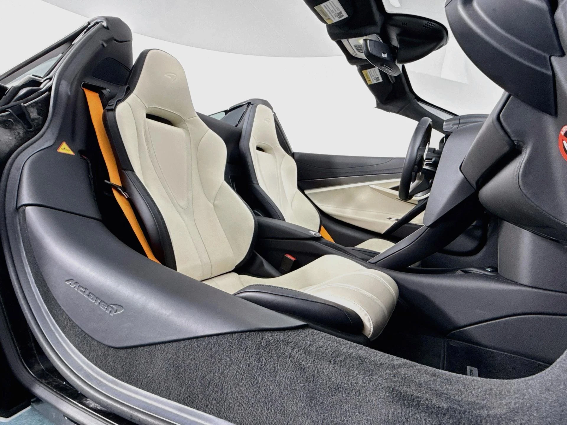 mph026_3061637852_Used_2024_Mc_Laren_750_S_Spider_1788340229_107210a41b