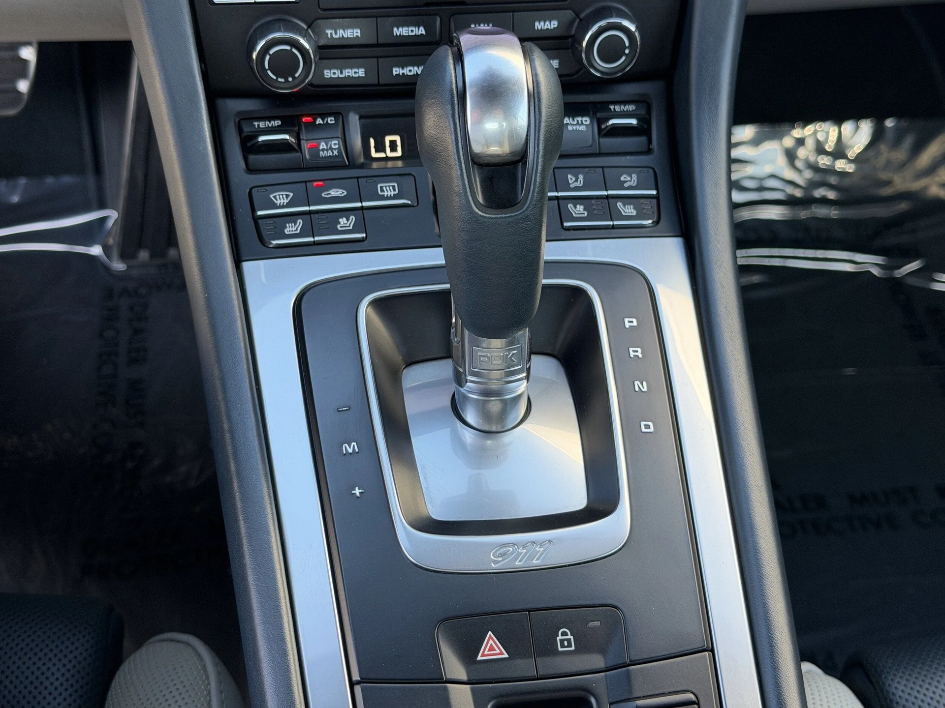 mph026_3070499989_924e2f09c095c647e7556a4c638ae565x_0facee1378