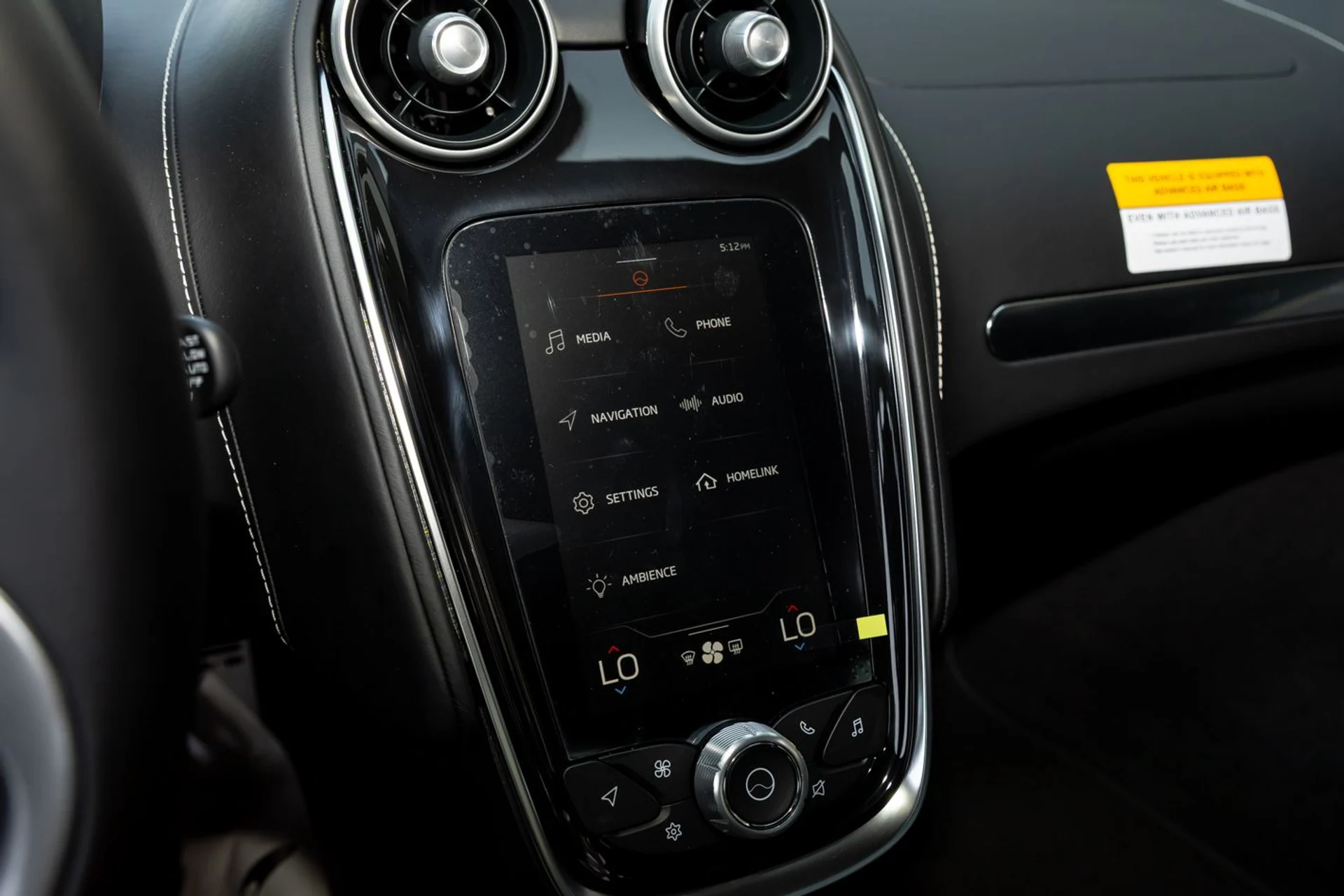 mph026_3070911563_517_p27_l_44a578c921