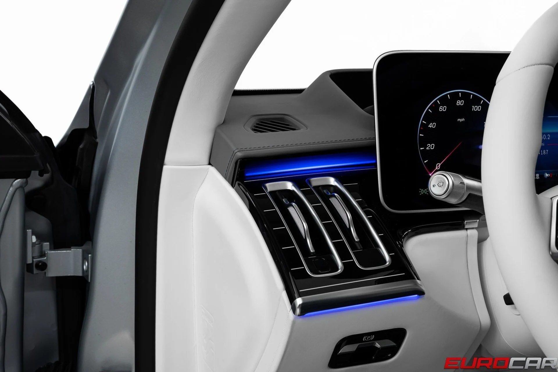 mph026_3074104380_image_27_c838bce917