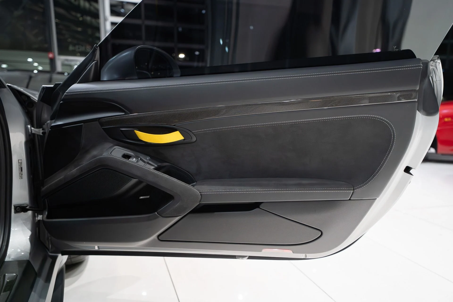 mph026_307663120_11863_p27_l_caa176f5cc