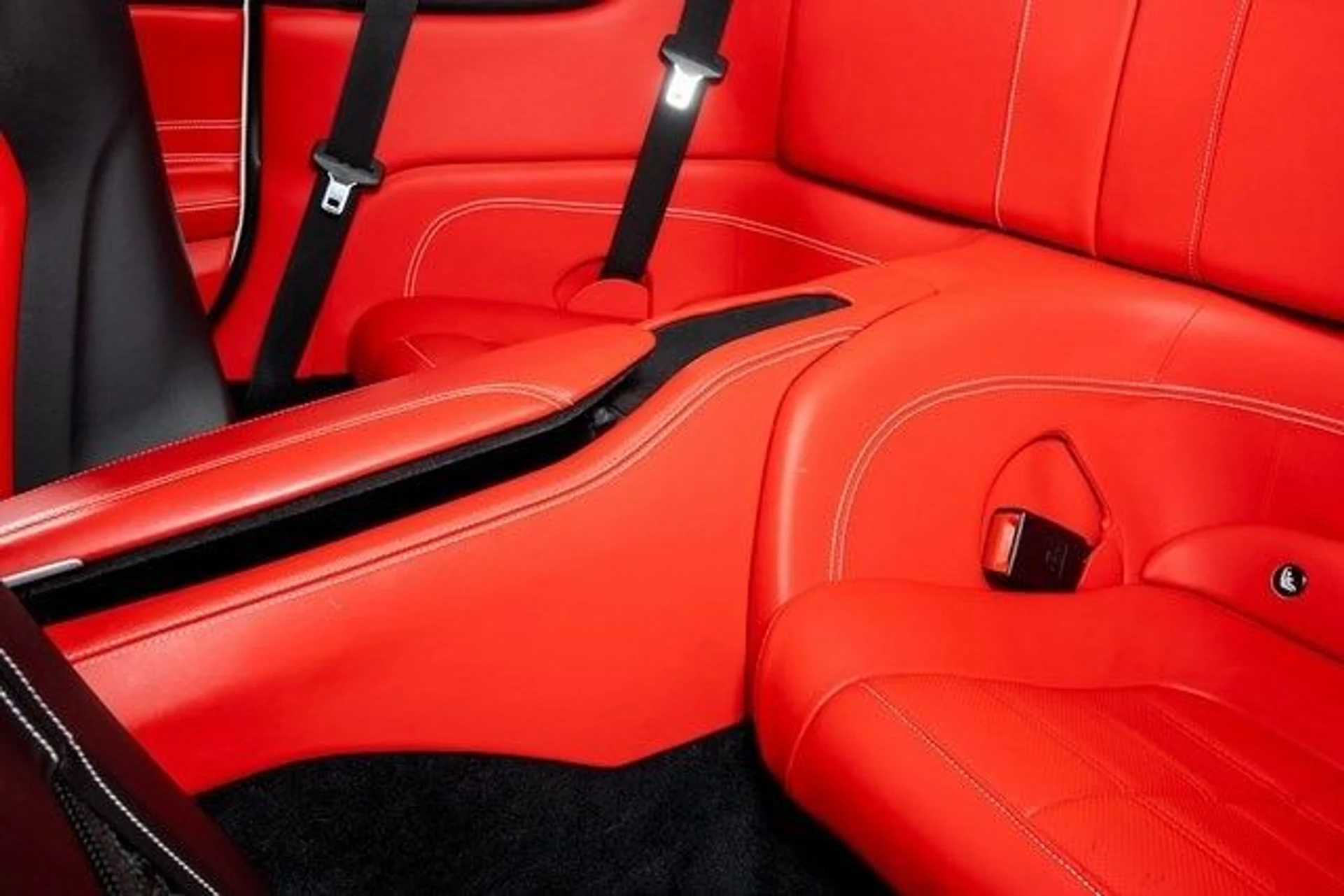 mph026_307886350_5643d59c3f0c6dde9c56ced25fc48b89x_5add91db96