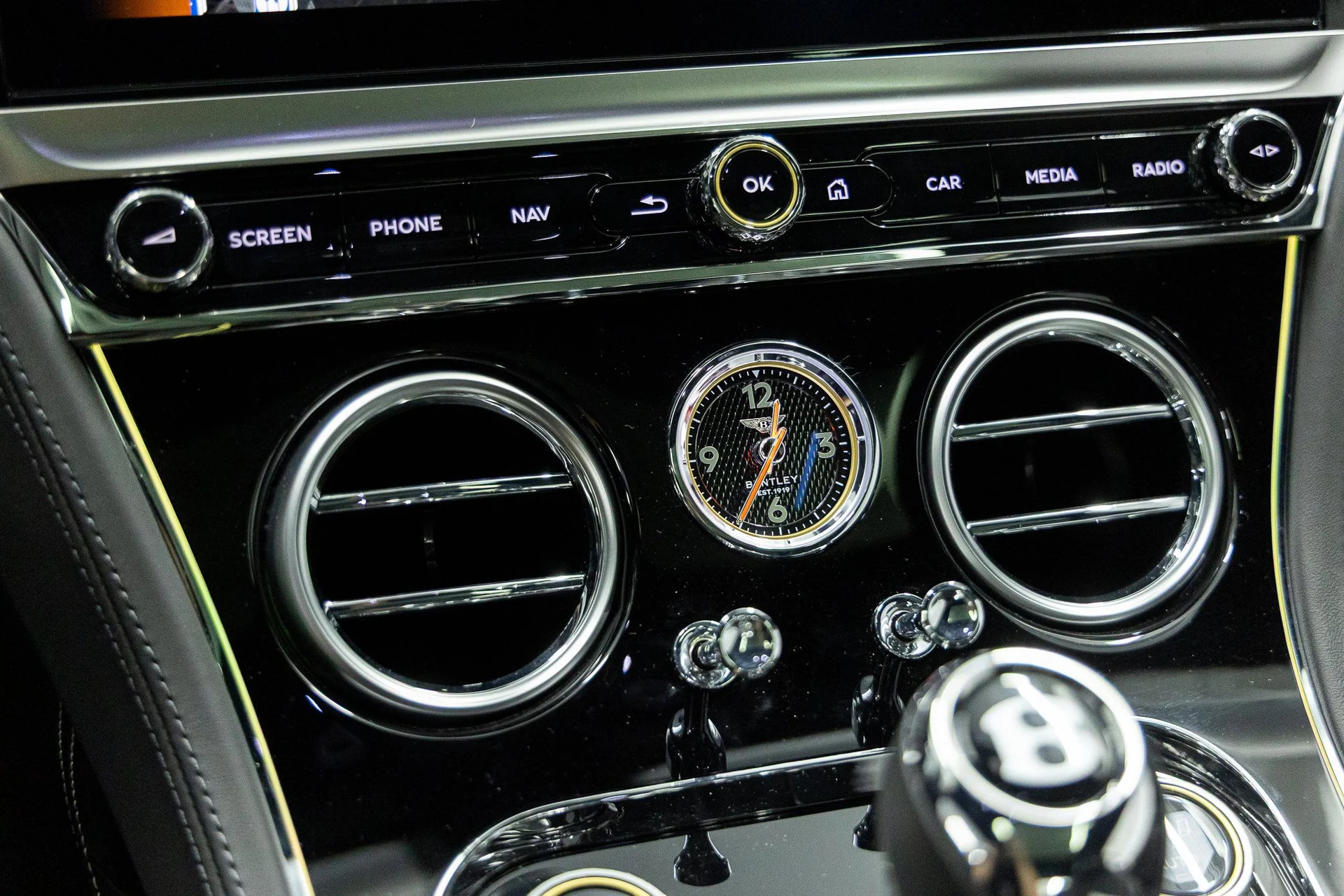 mph026_3079336961_5ea0b405a7b080775c56362fb1a16890x_4d2da167f5