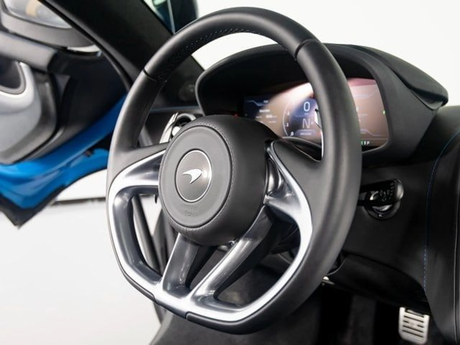 mph026_308601545_784e6168b5d0722672a75b983cfb41aax_50eaf80583