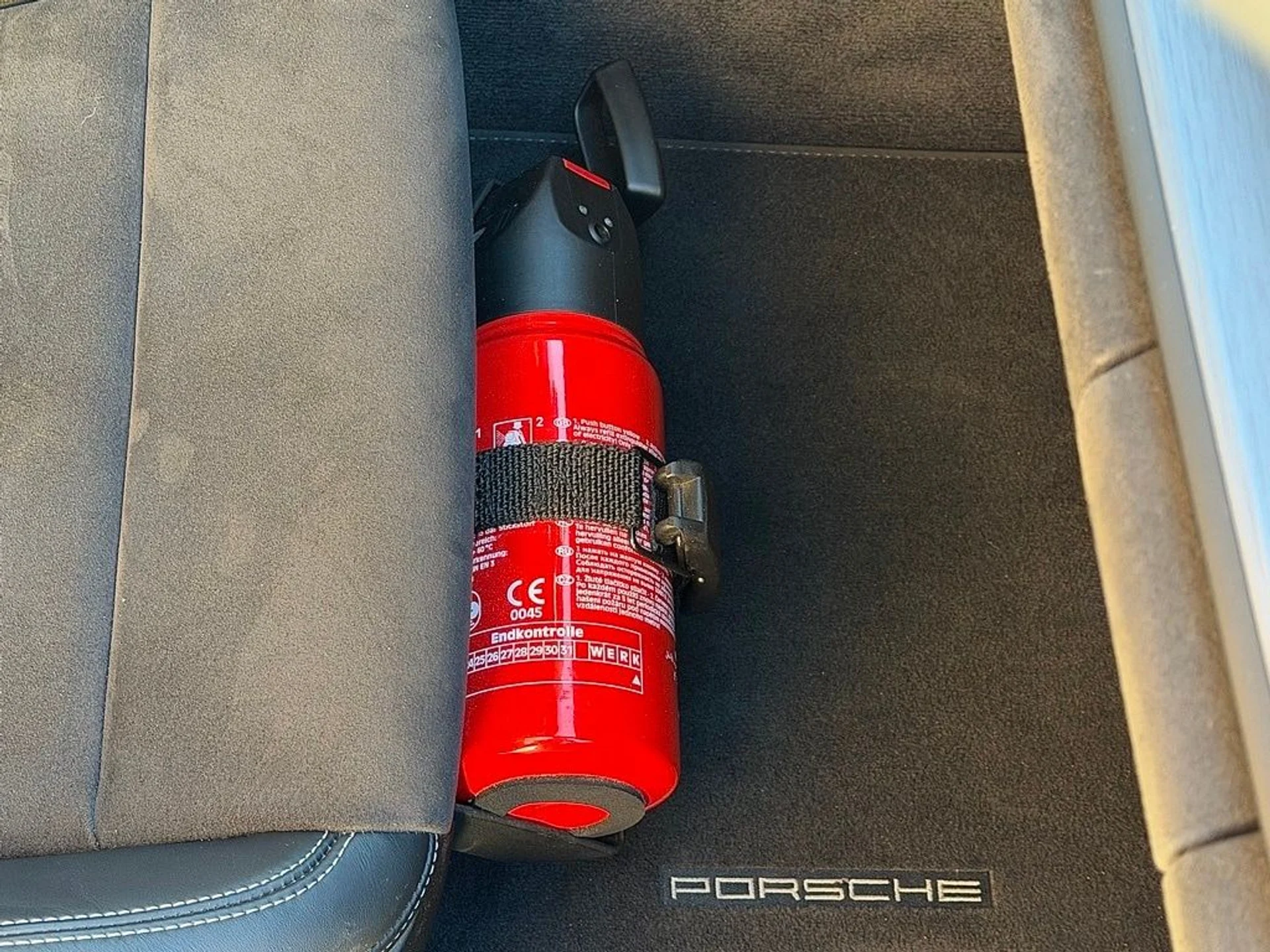 mph026_3089319998_bb04d9f0e2f80e966b2a952c7be7c39fx_9f1a0822b9