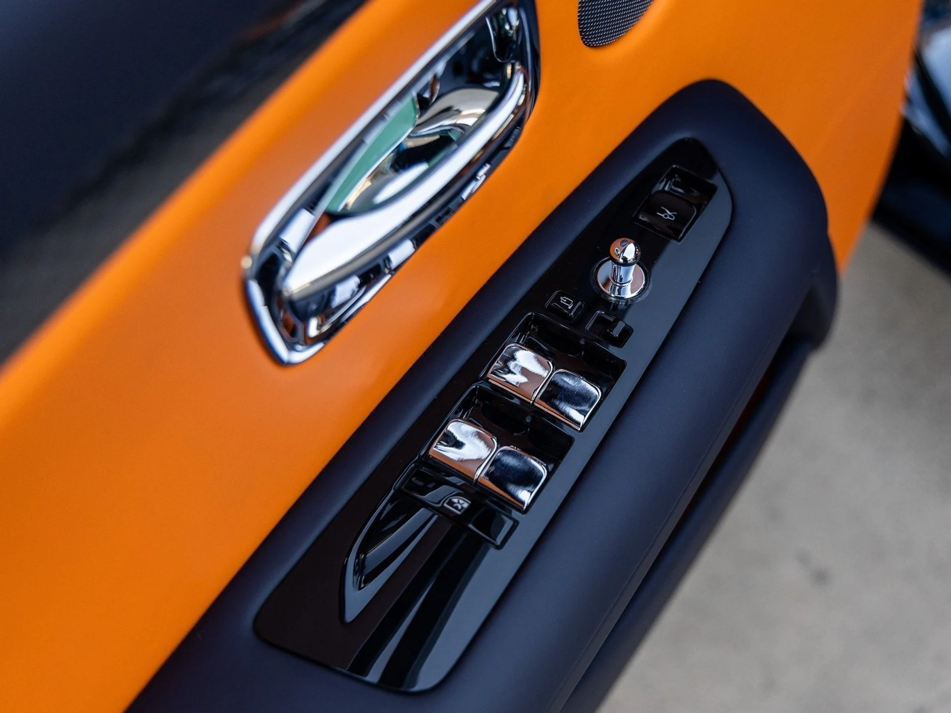 mph026_3096718215_27_1ef6772fbe