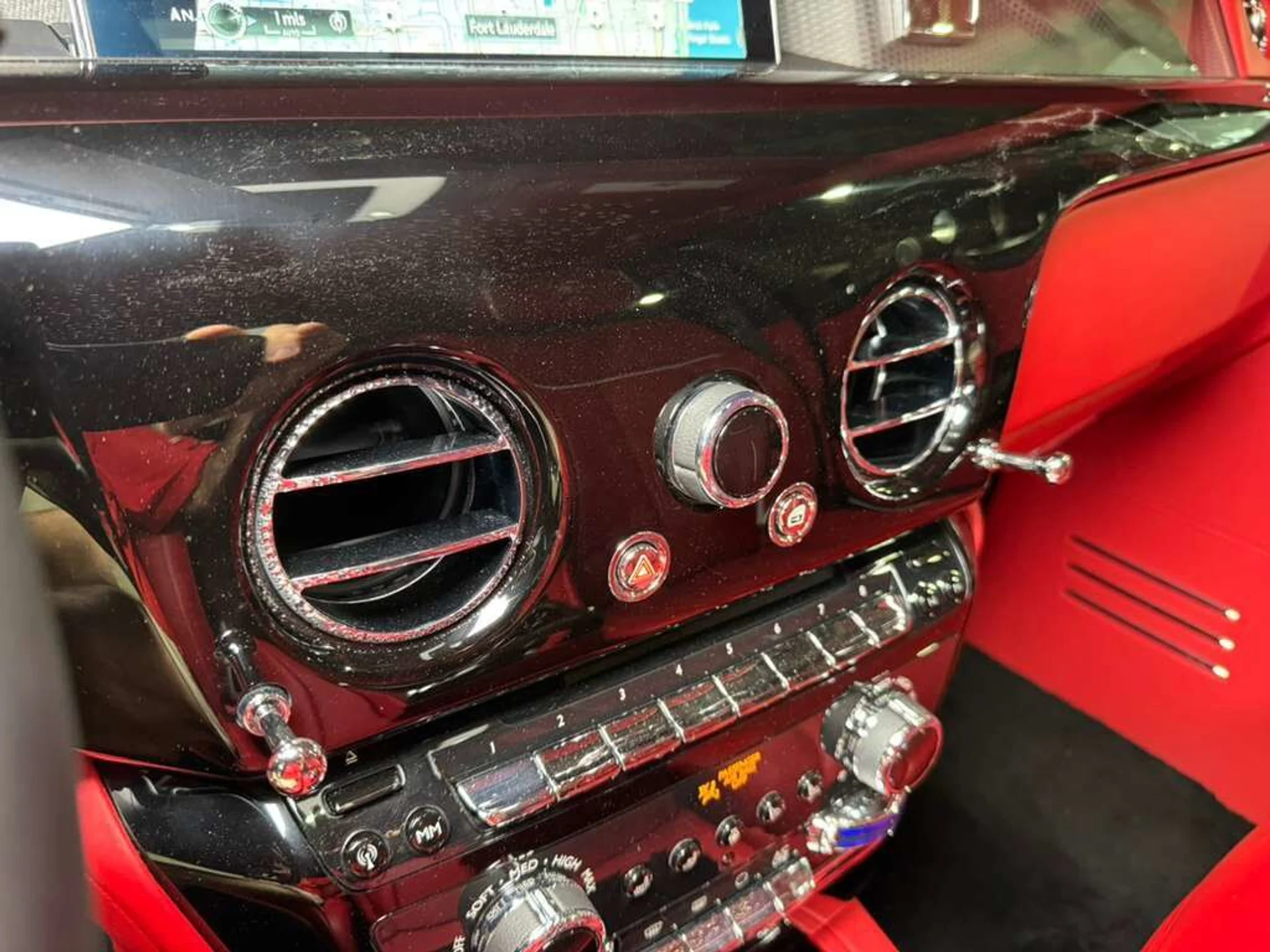 mph026_3100575320_0a04cf393a487c4f617aa50d7321f076_a743cc2570