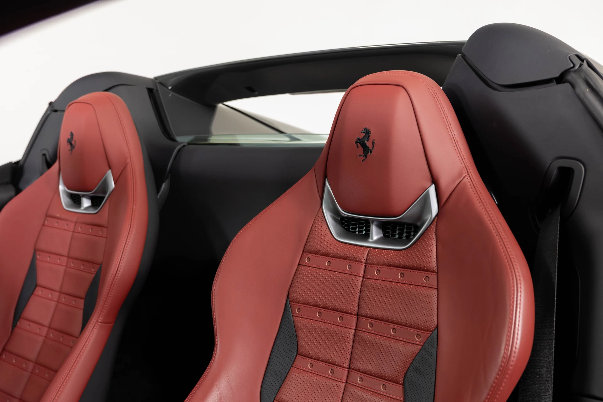 mph026_311014881_ad8becc6f1ac77185f0c2c0b55d56037_dc1a3035f5