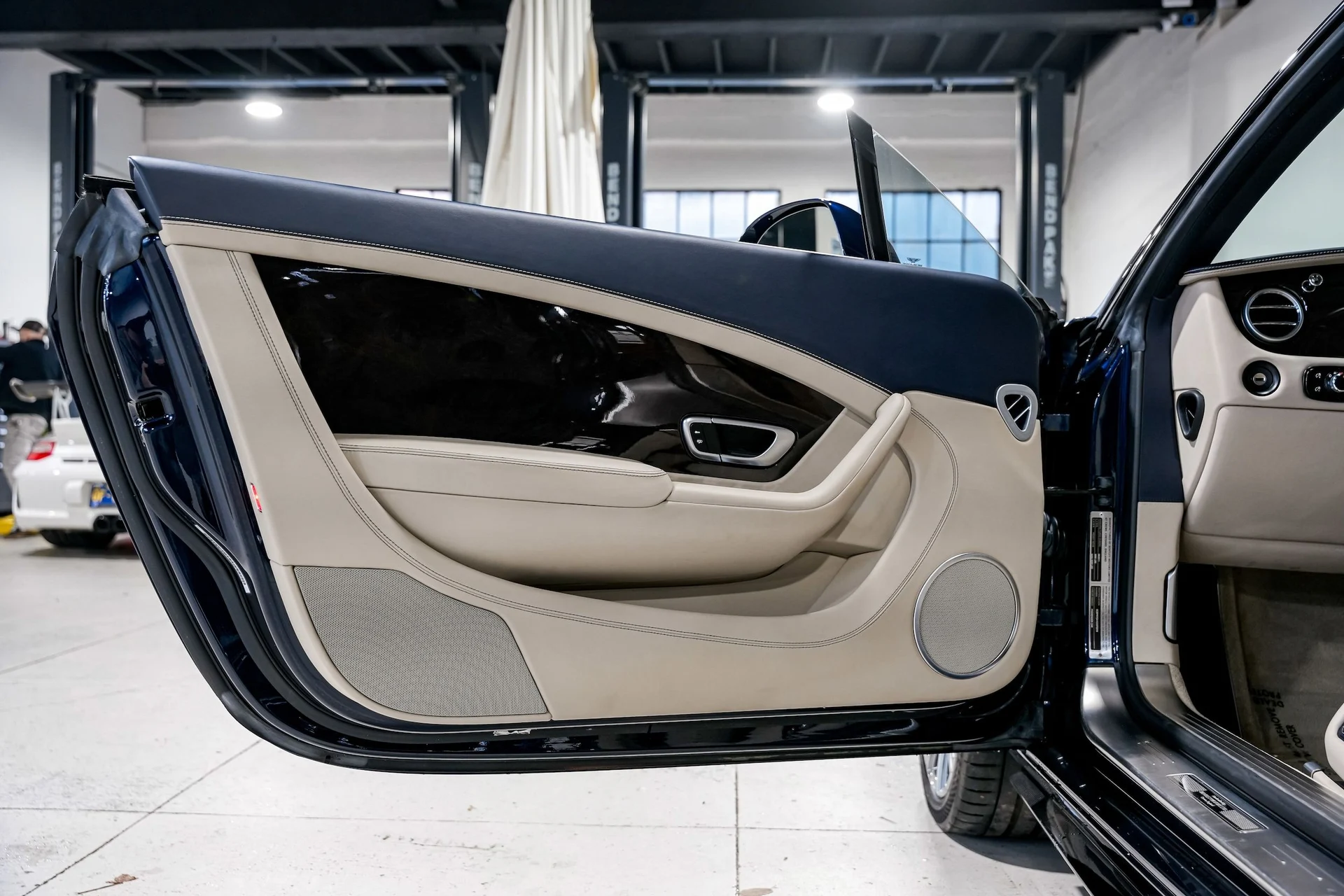 mph026_3117315295_265498b151e054e8f9d89b2a57ad38fdx_075b86ce79