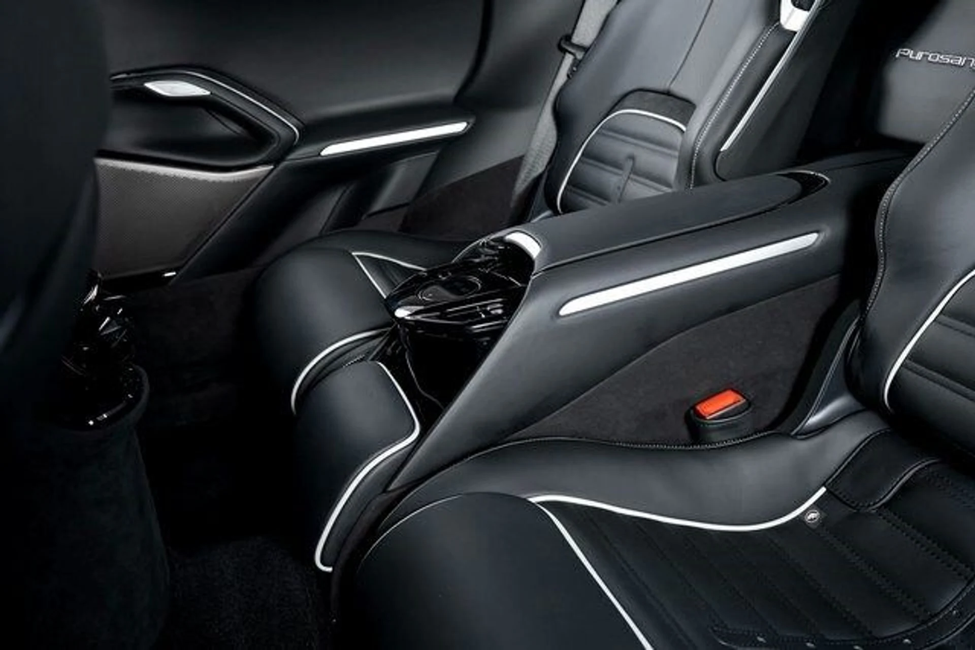 mph026_3118975640_7cae790b66c04686c243bcf0918d54aex_7108112f86