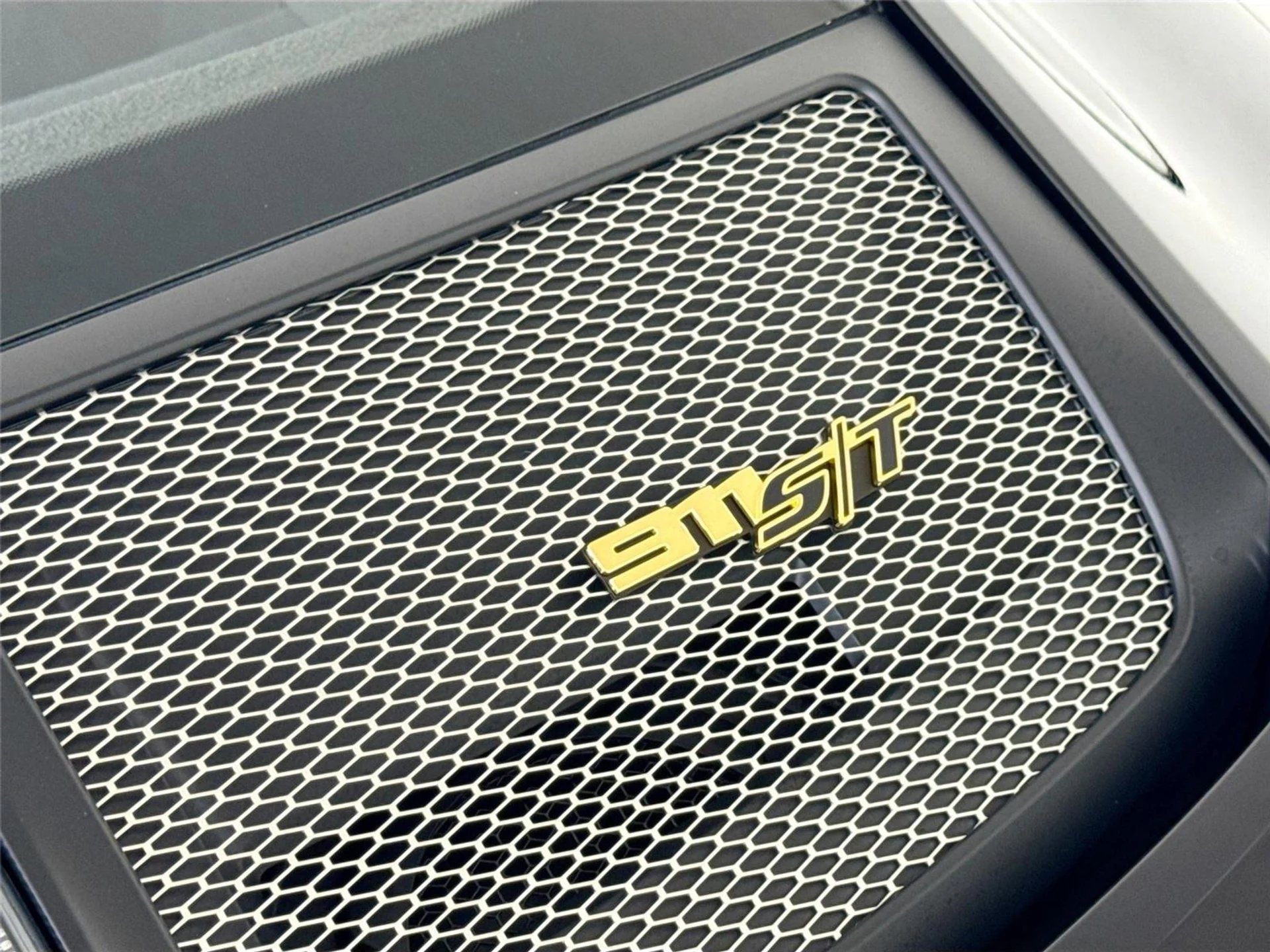 mph026_3121666175_15e49701e0a69a534b63f84a3c9db3fb_afed8d05f1