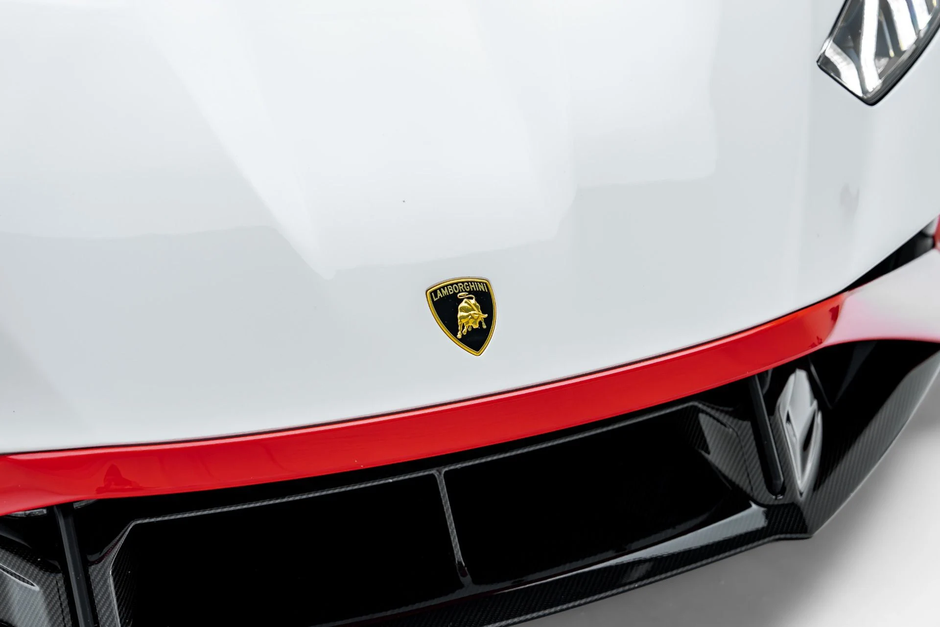 mph026_3130653862_Used_2022_Lamborghini_Huracan_STO_1790709112_aef49512b3