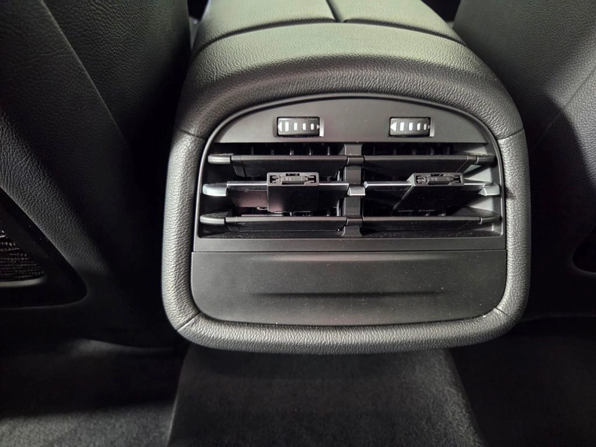 mph026_3150805630_f9528bbc2649f8558f2b9d07f04ba69f_258beba0c6