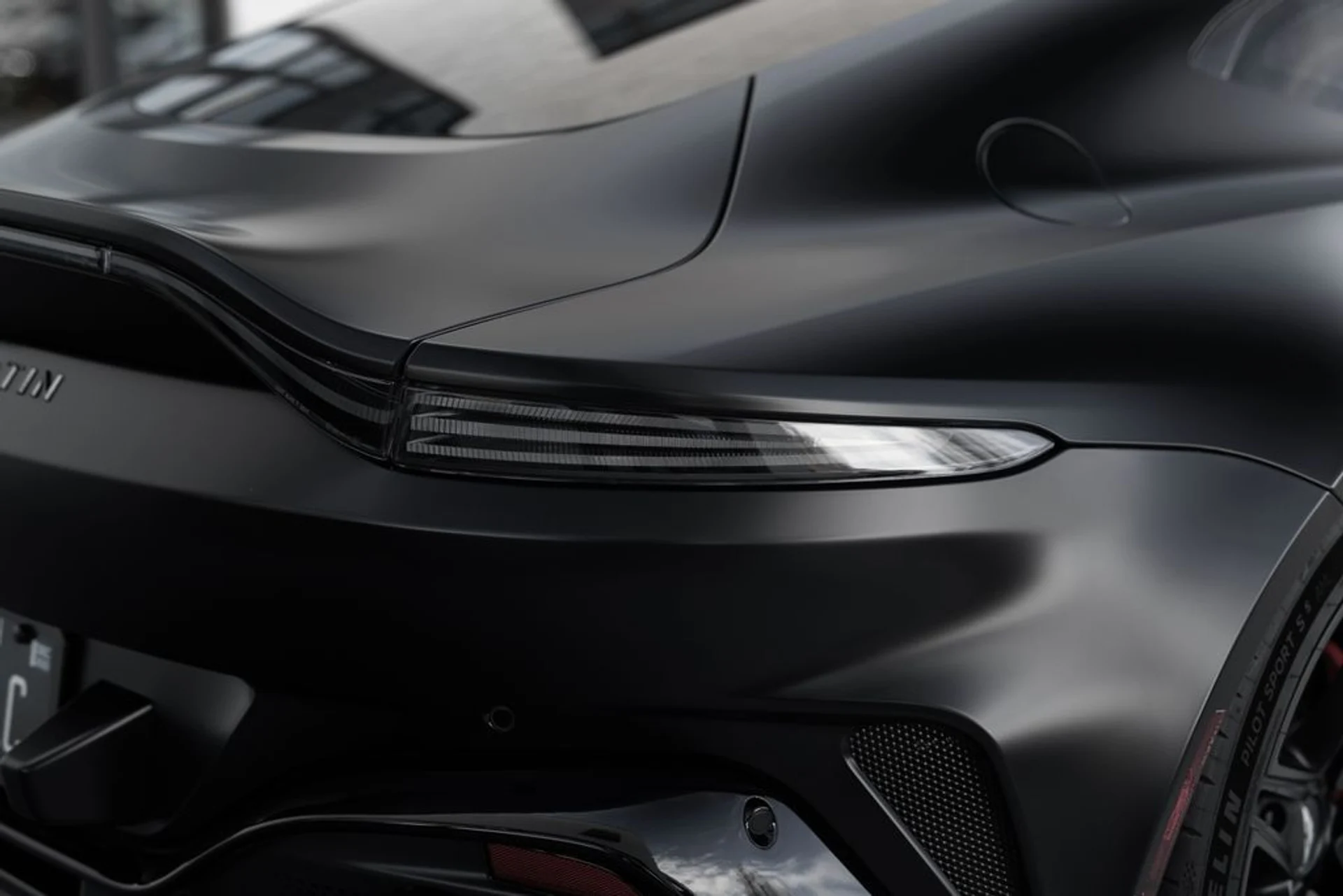 mph026_3160484250_aff38fd51cf0b6338afa155208fcb229x_d1501c5436