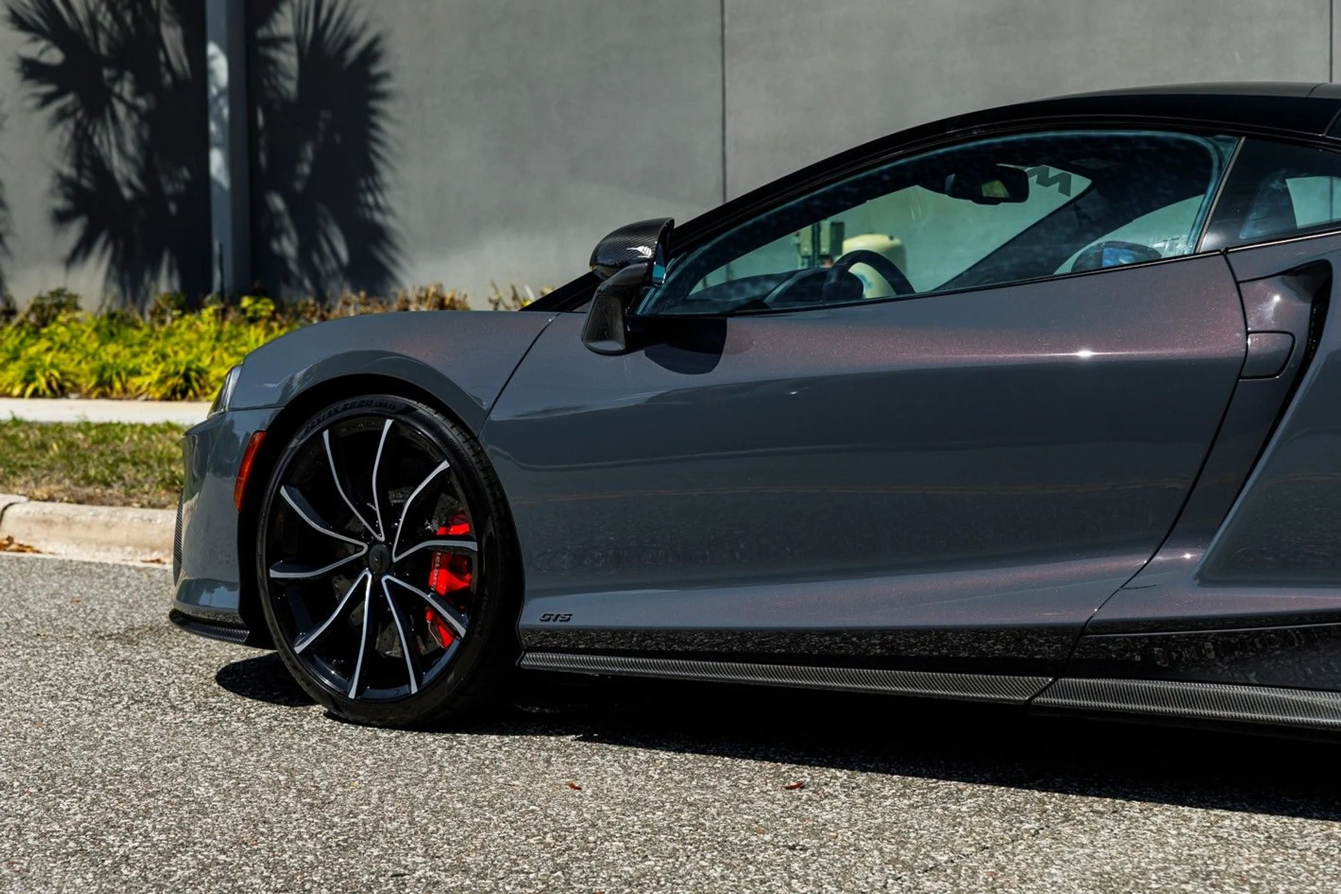 mph026_31614220_467_p27_l_3eff1415a0