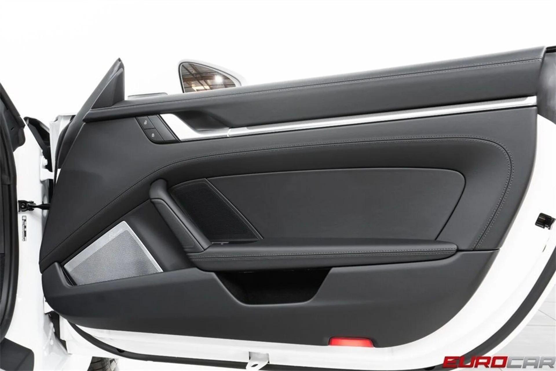 mph026_3172926349_image_27_b0b6a0074c