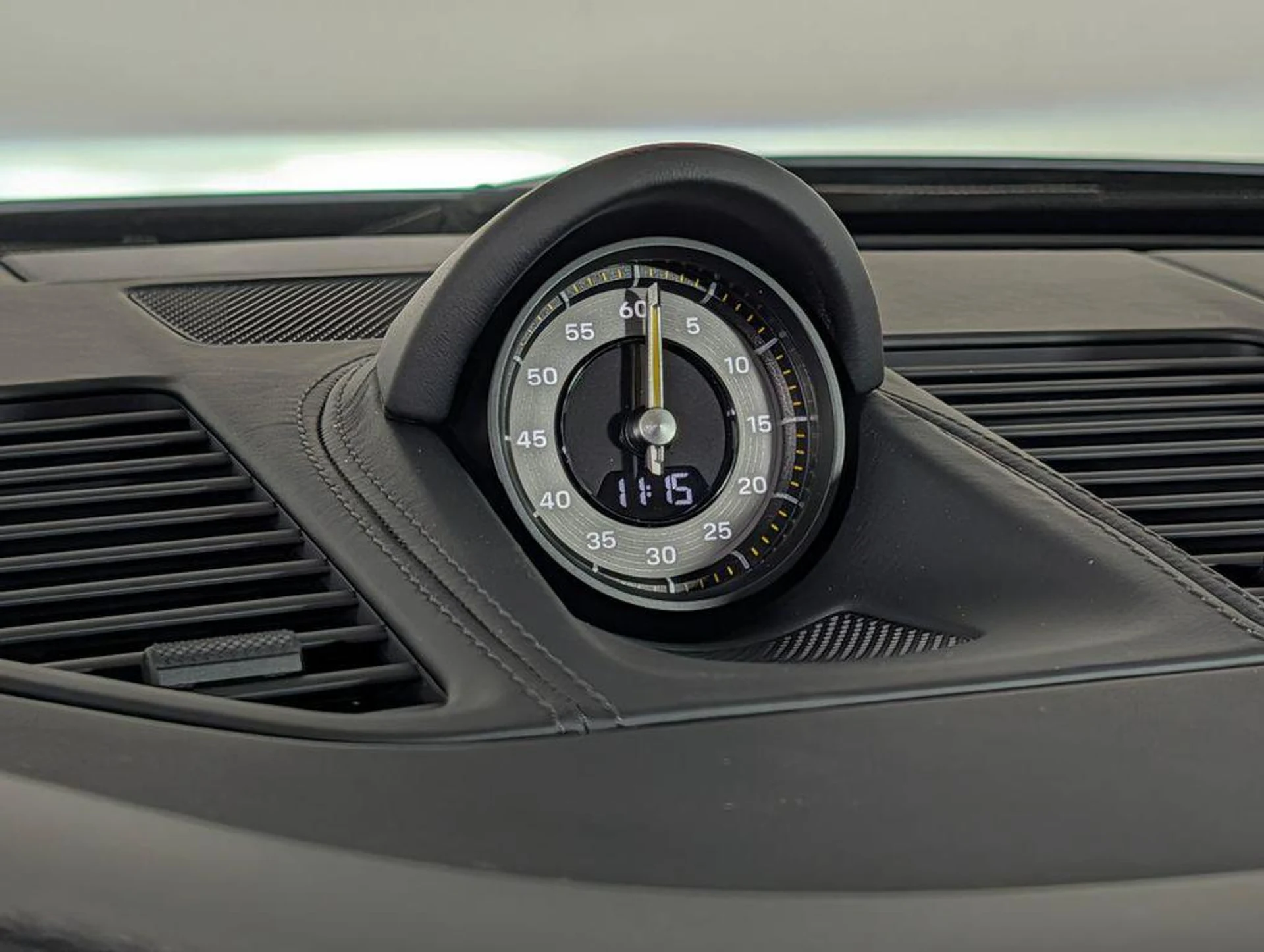 mph026_3174942844_YY_Ws_D_8t_T00_JBGHZUVN_06_Y_Xiac_f5ebe0b0b5