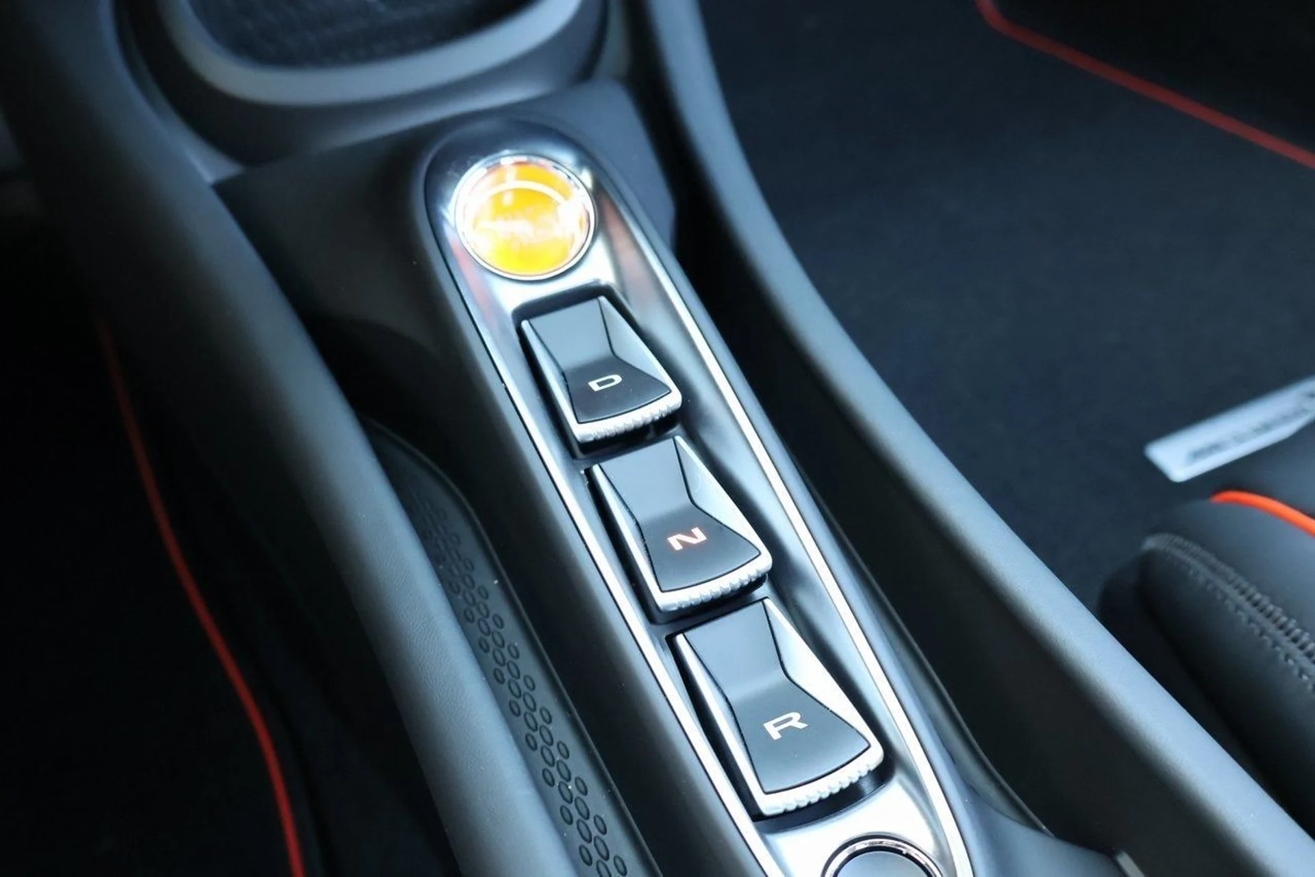 mph026_318611766_27_5a8c4e25ef