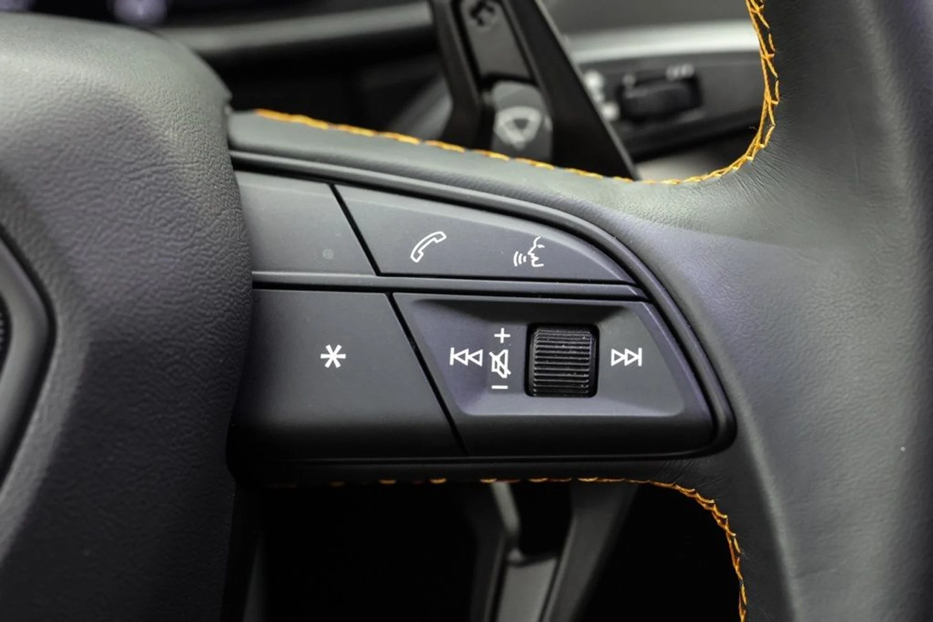 mph026_3187588139_8sh6qy3d2yxh2vez5vpzplf52uwo_543c932179