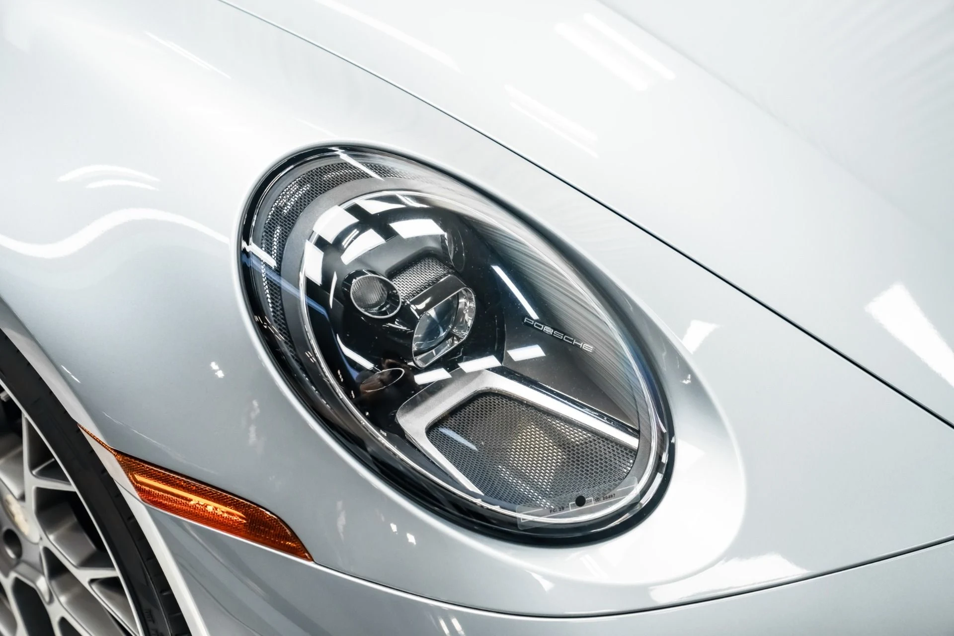 mph026_3187799941_Used_2021_Porsche_911_Carrera_4_S_1761941125_b9fab74116