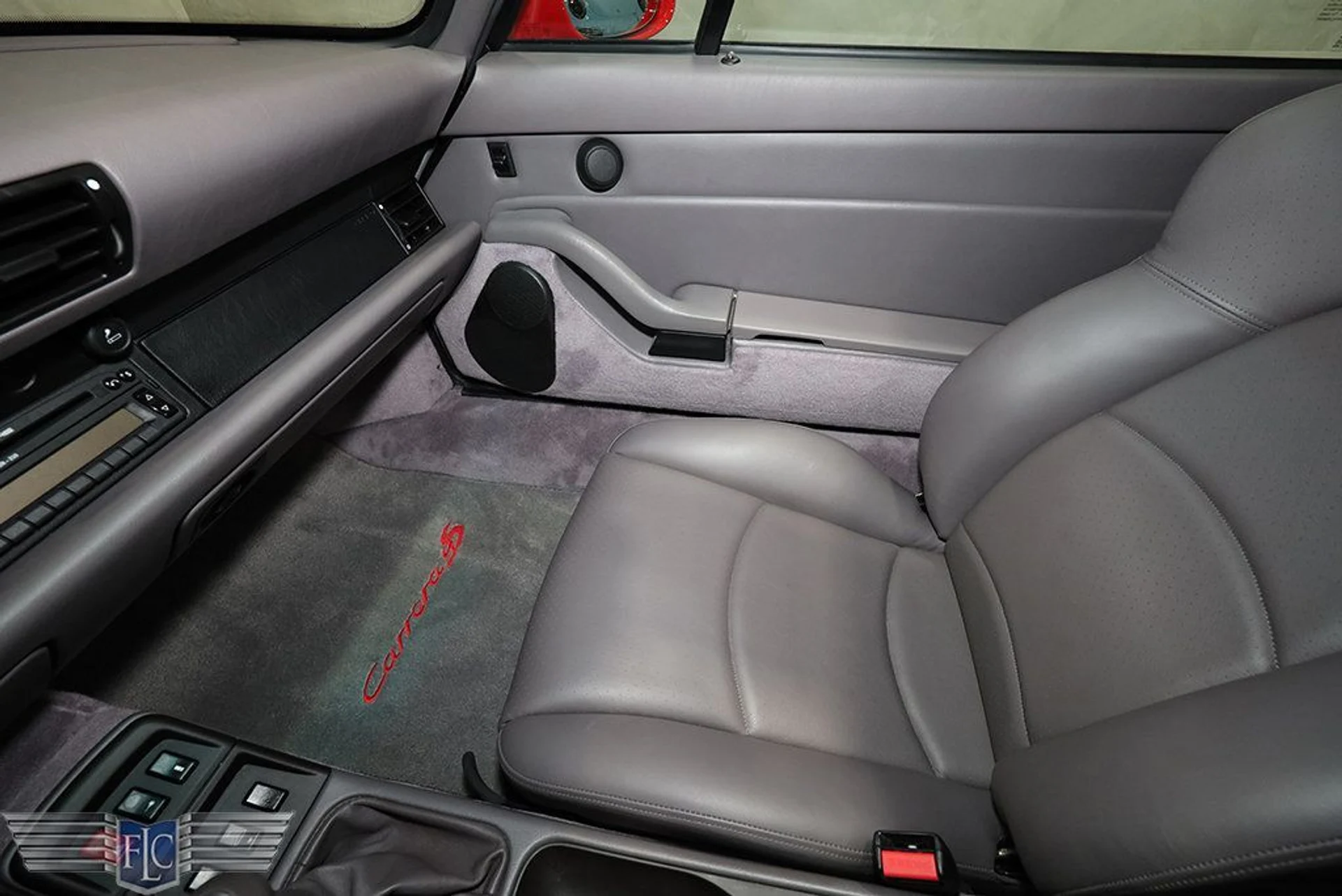 mph026_3196143955_used_1997_porsche_911_carrera_4s_2drcoupecarrera4s_9689_23009032_27_1024_bd0e20a4f0