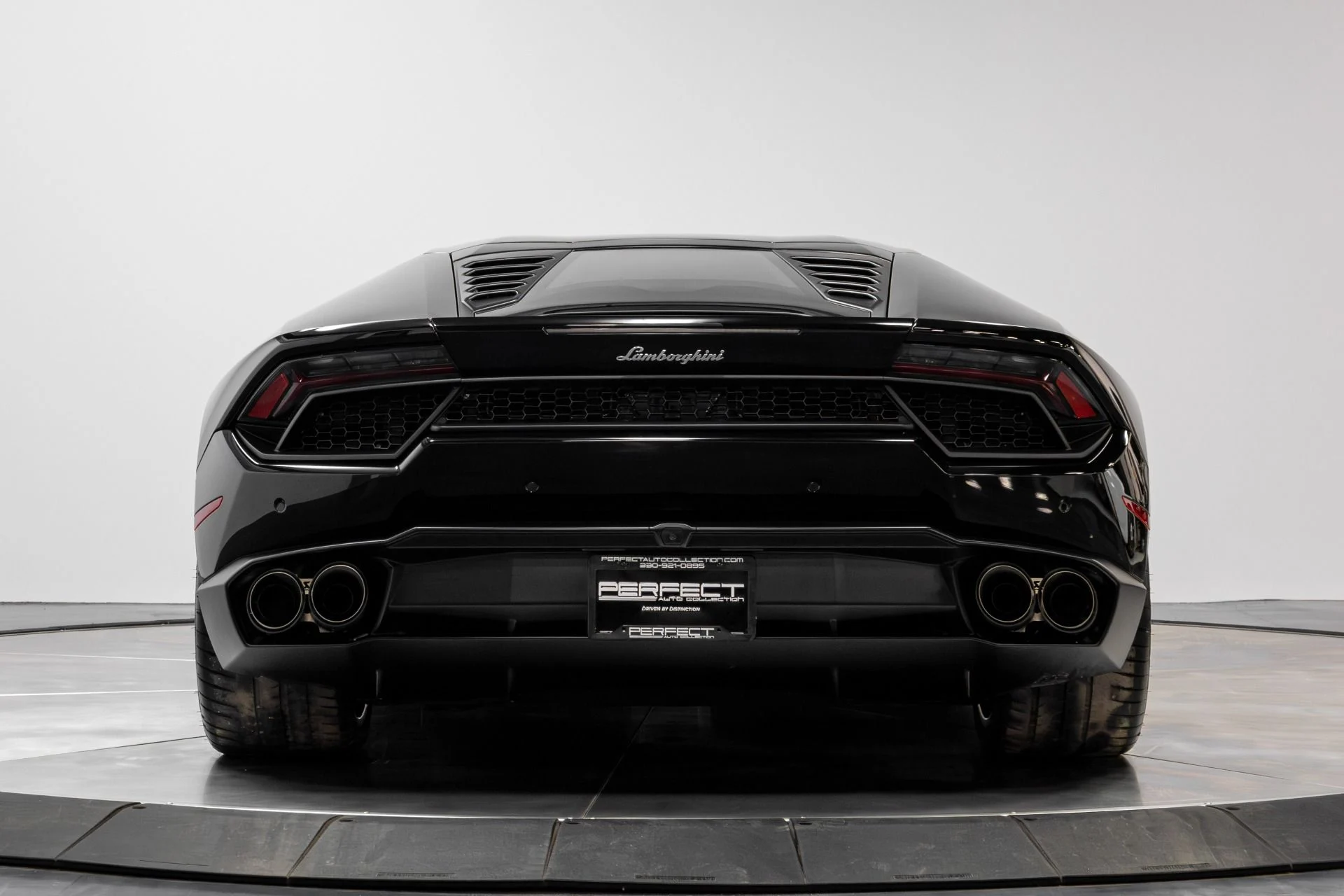 mph026_3202133782_Used_2017_Lamborghini_Huracan_LP_580_2_1771545979_f13eecabc9