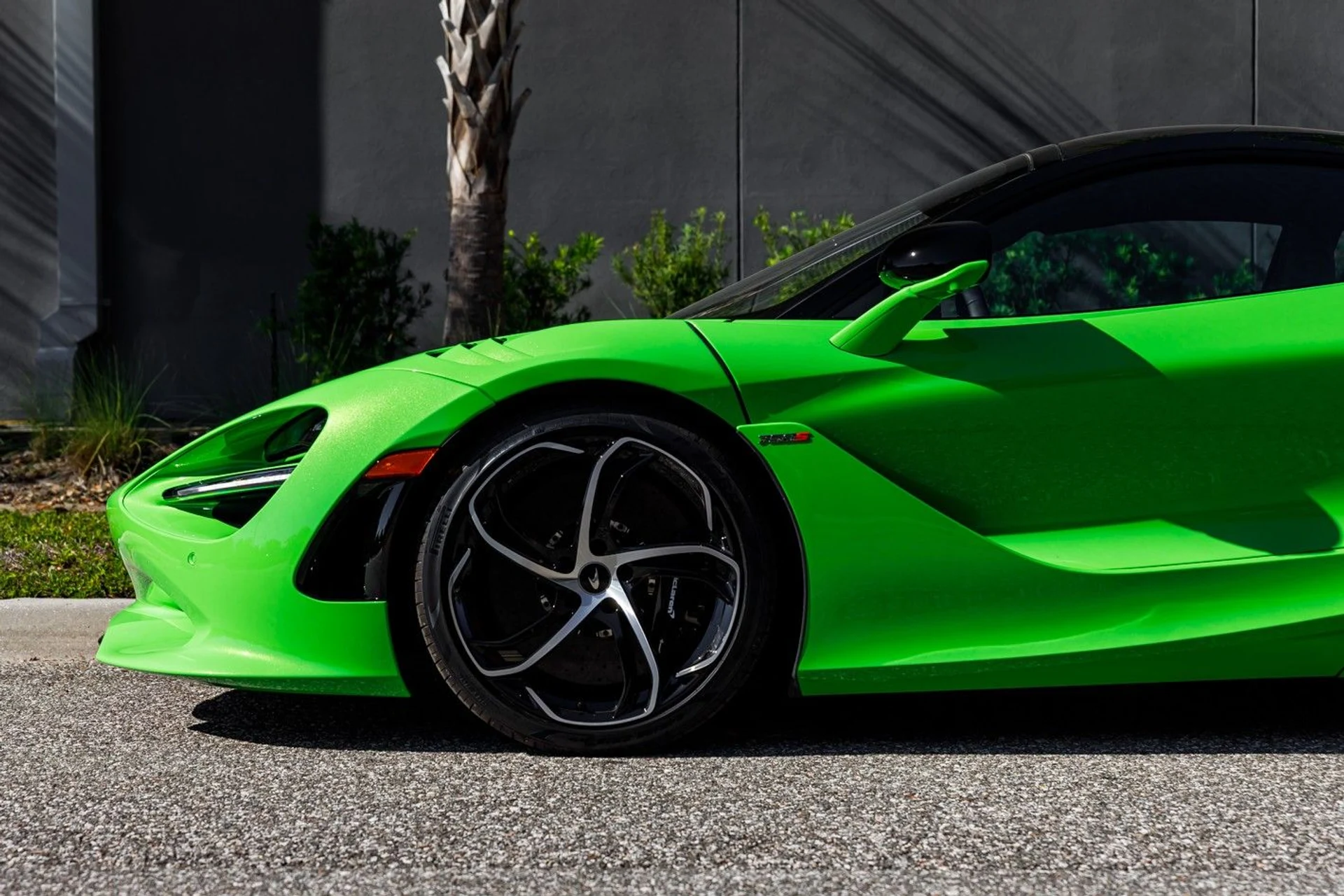 mph026_3204058165_668_p27_l_fc8d0a10a4