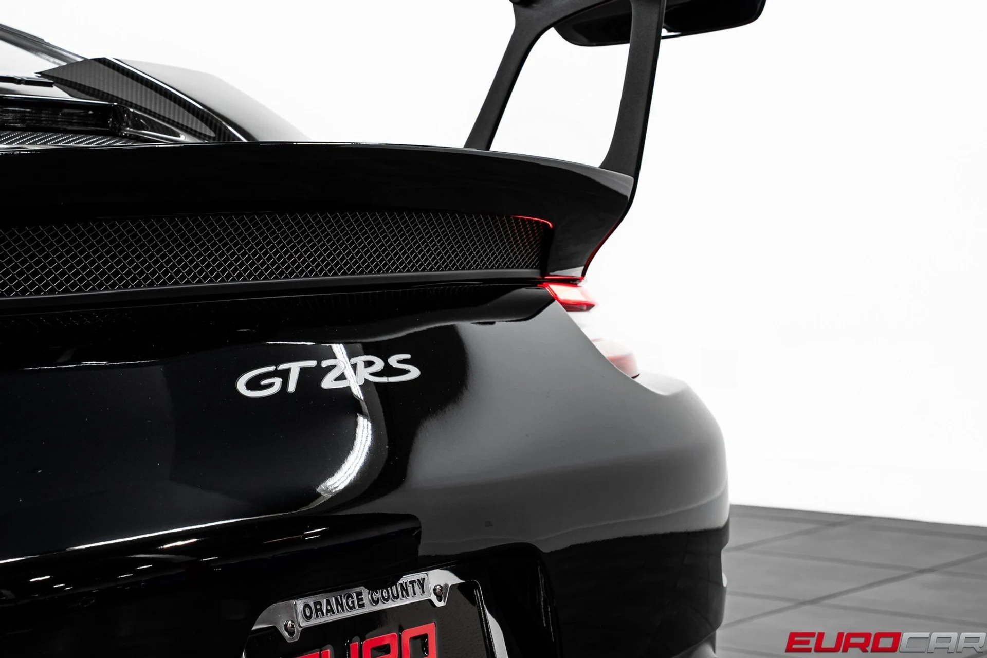 mph026_3205910438_image_27_d772f7534b