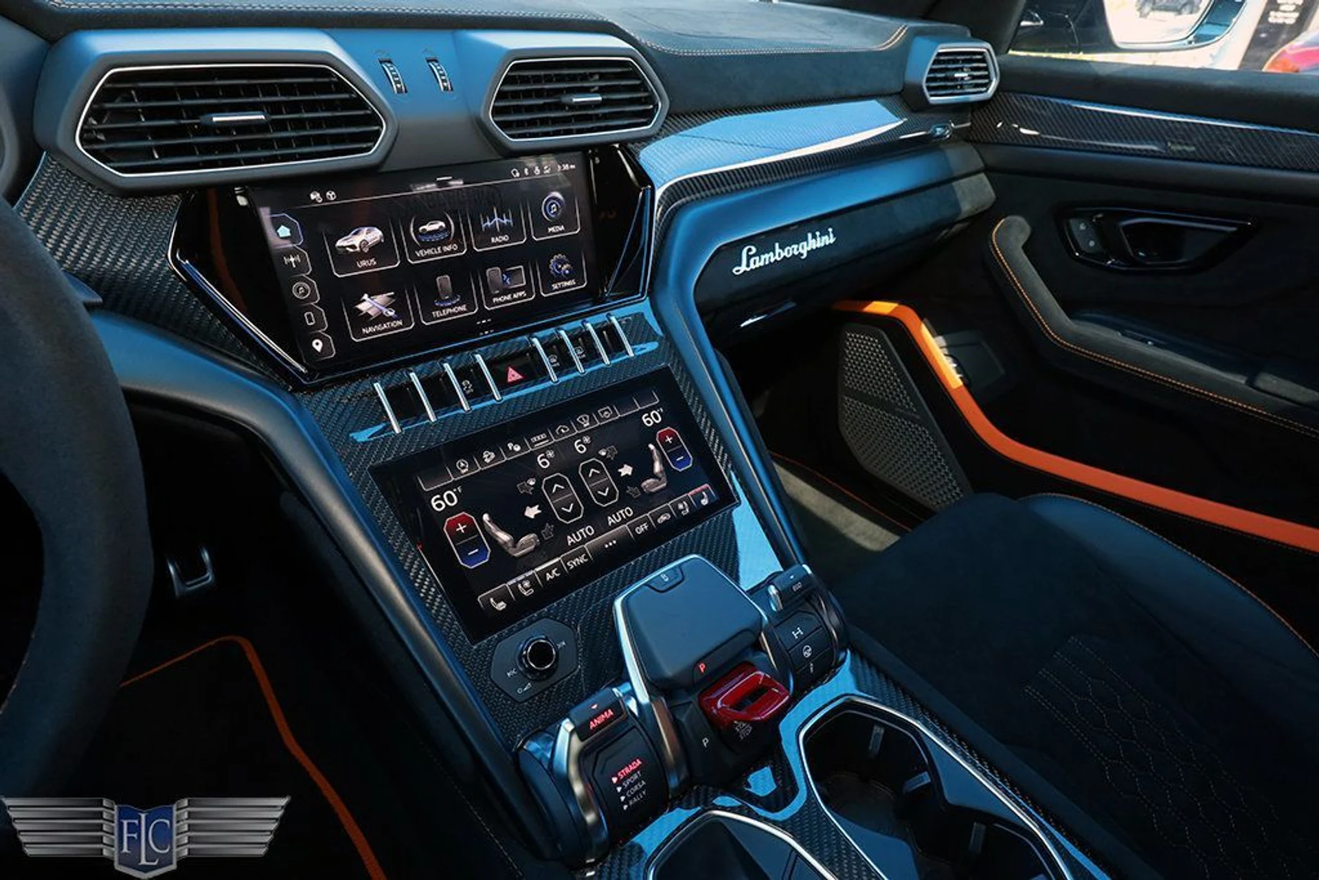 mph026_3208492662_used_2024_lamborghini_urus_performanteawd_6305_23012668_27_1024_236a54ed7f