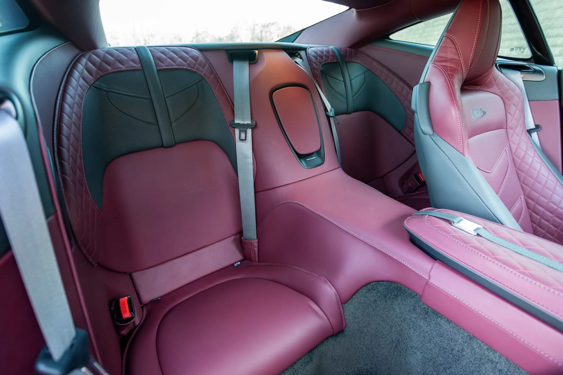 mph026_3210407421_bd8755b9274b42bc8a43938c13a6d07a_2a560f9d74