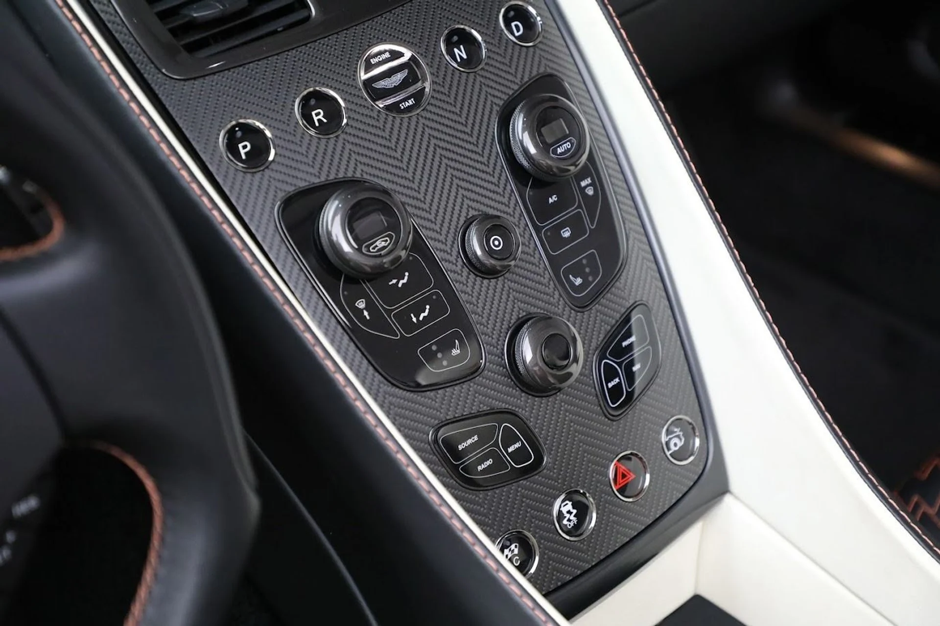 mph026_3211865117_Used_2018_Aston_Martin_Vanquish_Zagato_Speedster_a2f264cb38