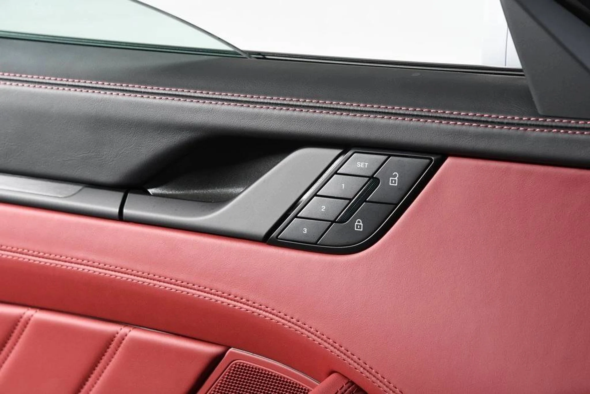 mph026_3214456658_913509eeb8c481ac203d8842ac698546x_3021c94b25