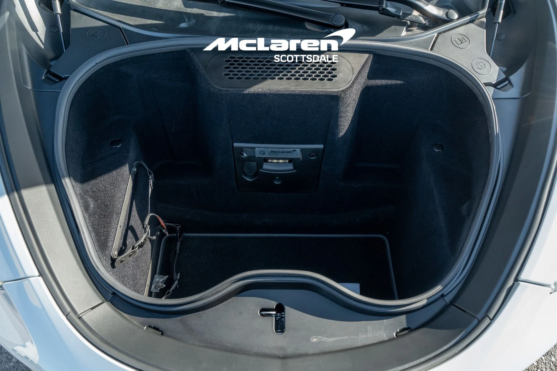 mph026_321564158_Used_2025_MCLAREN_GTS_1787935929_5831725b80