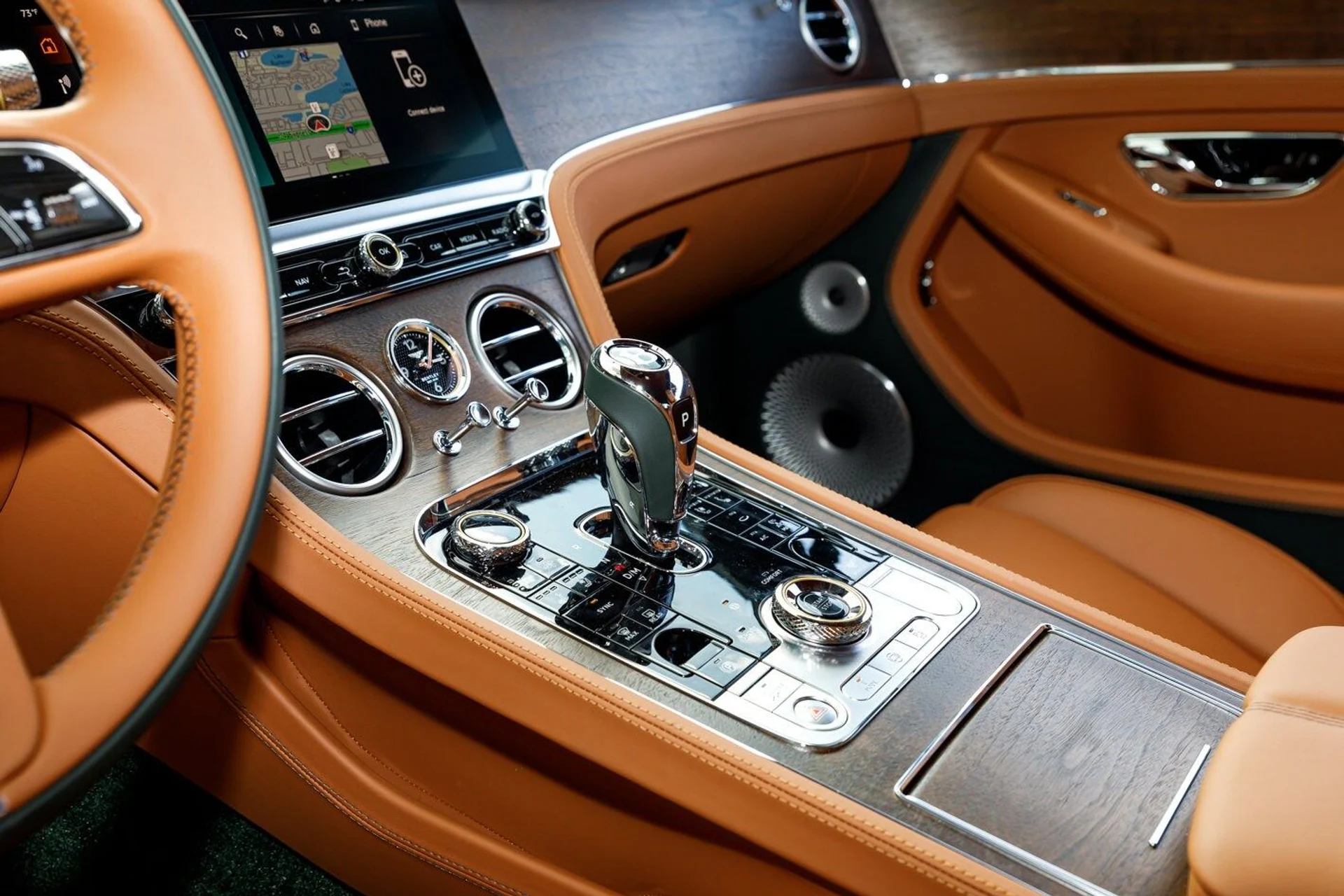 mph026_3223573912_6ea6f05d68f9c5efb5d590cce95d1e75x_436de217f8