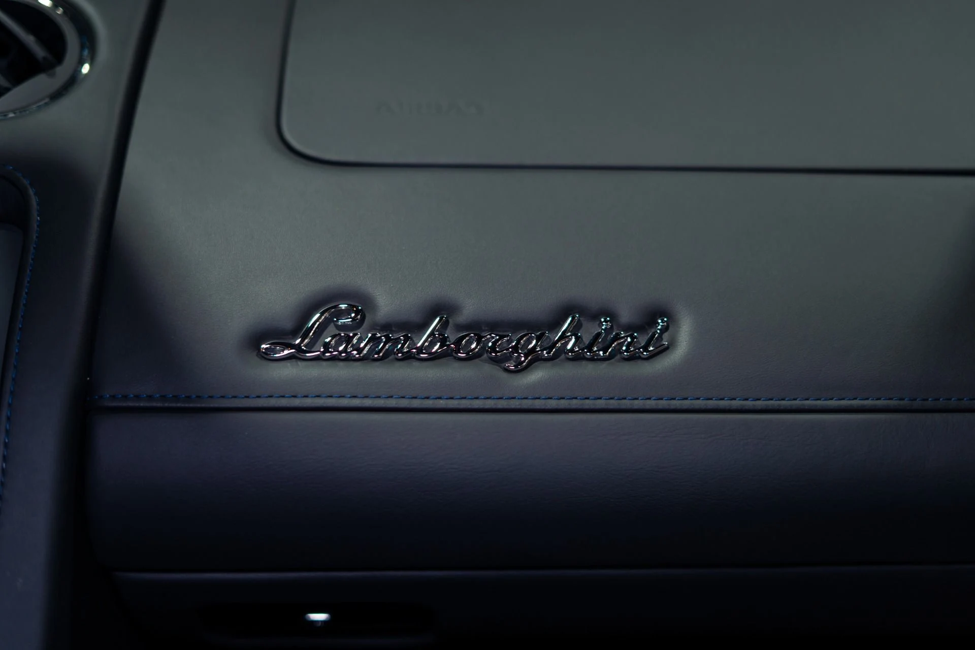 mph026_322827691_Used_2013_Lamborghini_Gallardo_LP_550_2_Bespoke_Ad_Personam_Blu_Caelum_1784226663_dab77c4eab