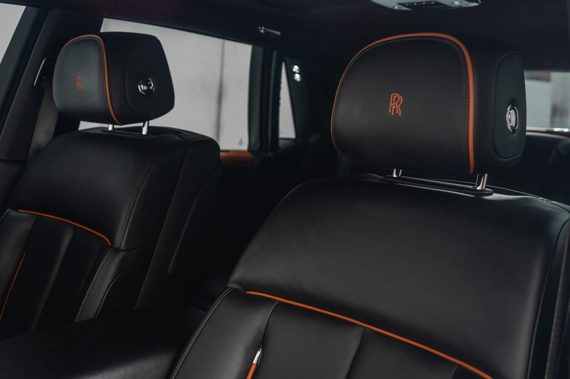mph026_3236288768_Used_2019_Rolls_Royce_Phantom_The_Phantom_Package_Two_Tone_Paint_Bespoke_Audio_1785353671_68a15513c8