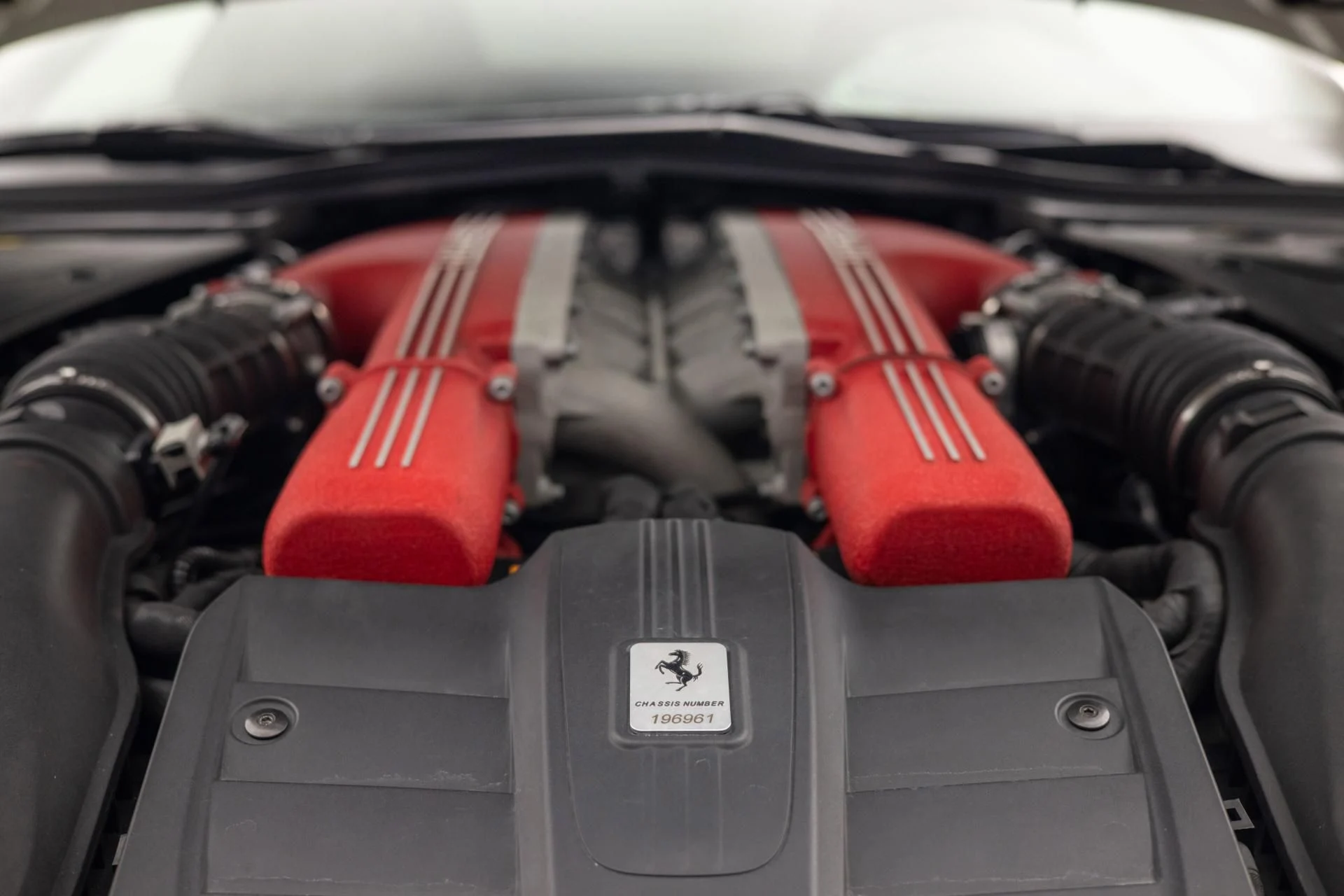 mph026_3236314842_Used_2014_Ferrari_F12berlinetta_Berlinetta_1755332536_f1d2d2eab7