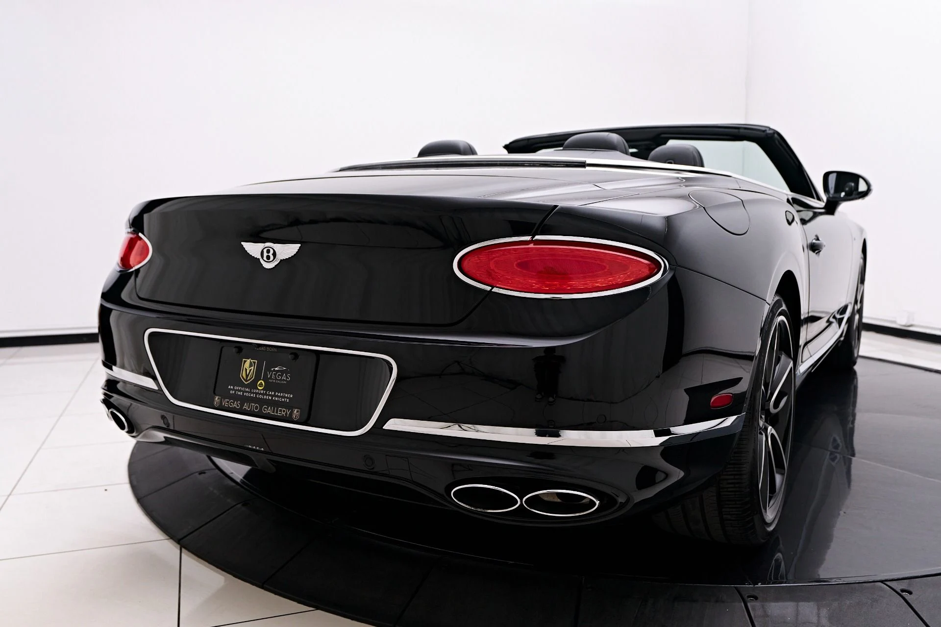 mph026_32427913_Used_2023_Bentley_Continental_GT_Azure_1757028944_c5101ee5fa