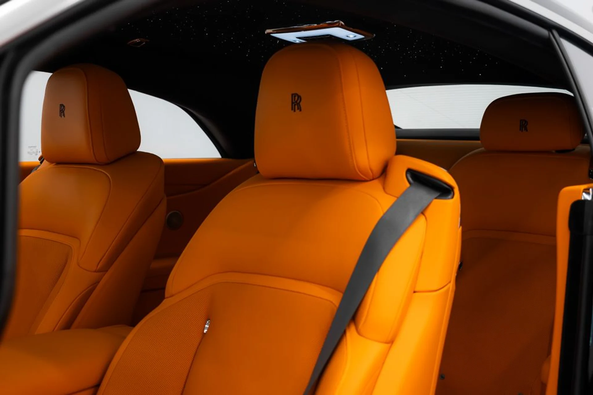 mph026_3249765054_rolls_royce_spectre_2024_jpg_v_1773863537_1f5e32ba4a