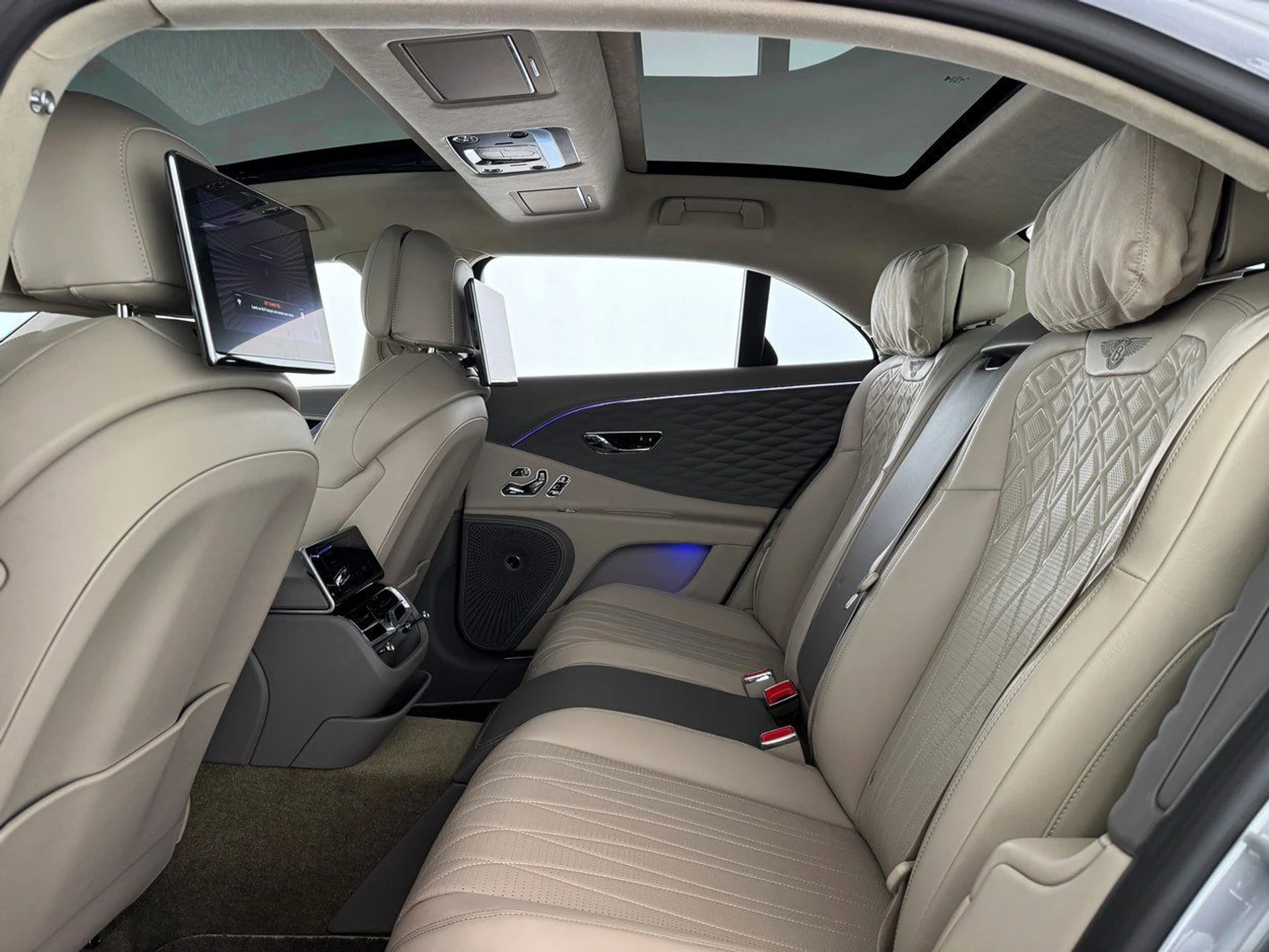 mph026_3251570105_742b0167dc1f3e302a5ad39474934afbx_8399b897fa